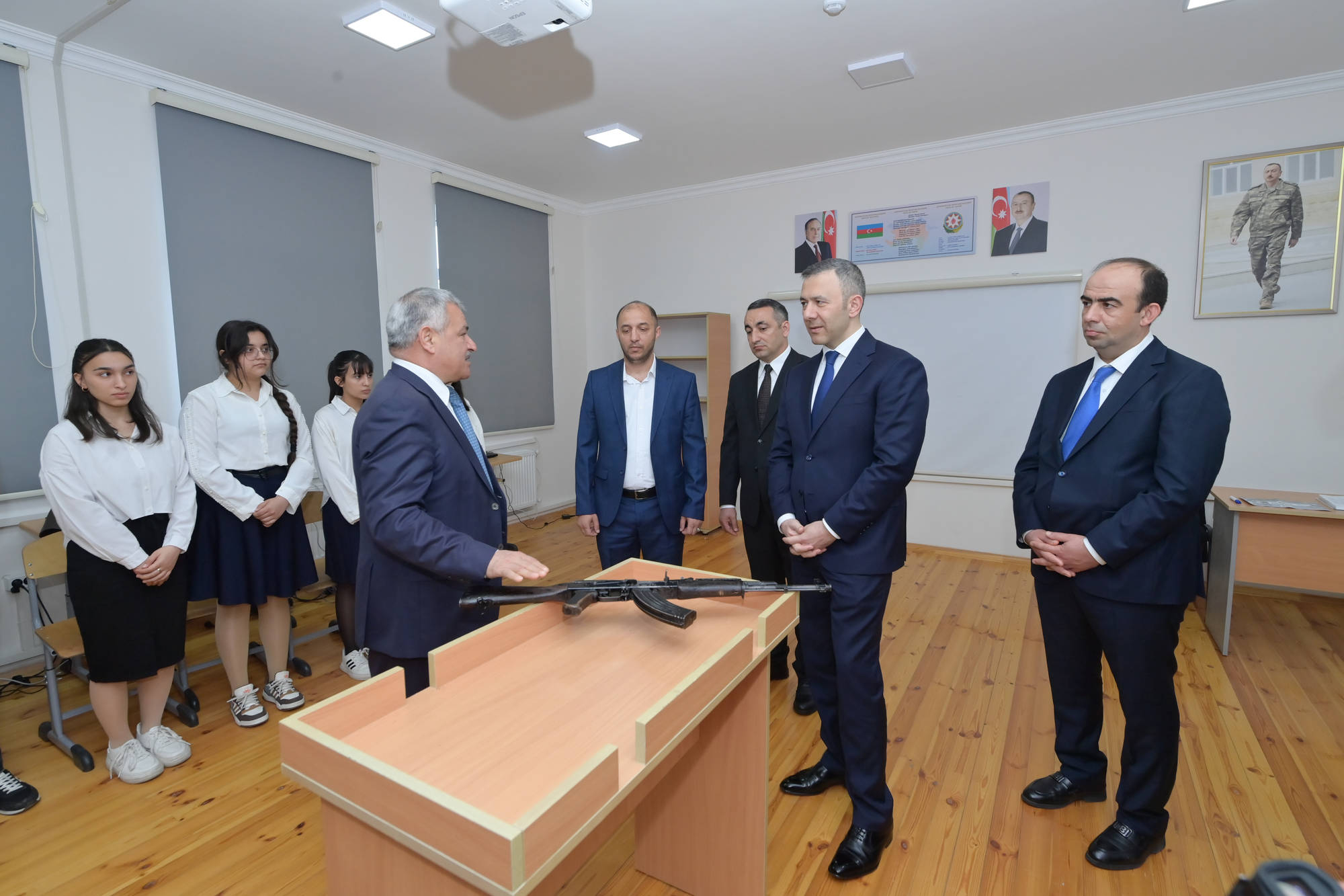 Mətin Kərimli Tərtərdə təhsil müəssisələrinin fəaliyyəti ilə tanış olub