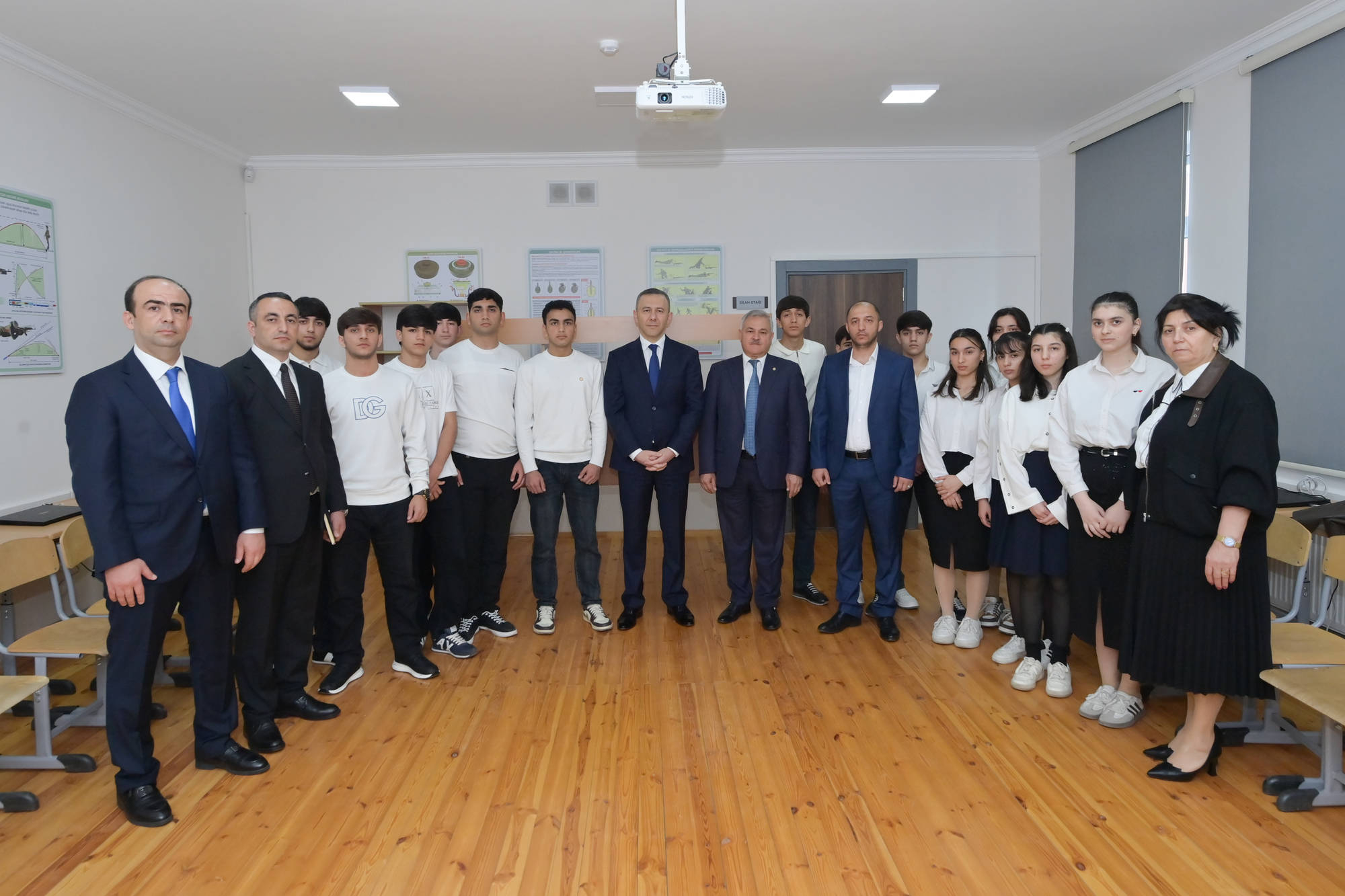 Mətin Kərimli Tərtərdə təhsil müəssisələrinin fəaliyyəti ilə tanış olub