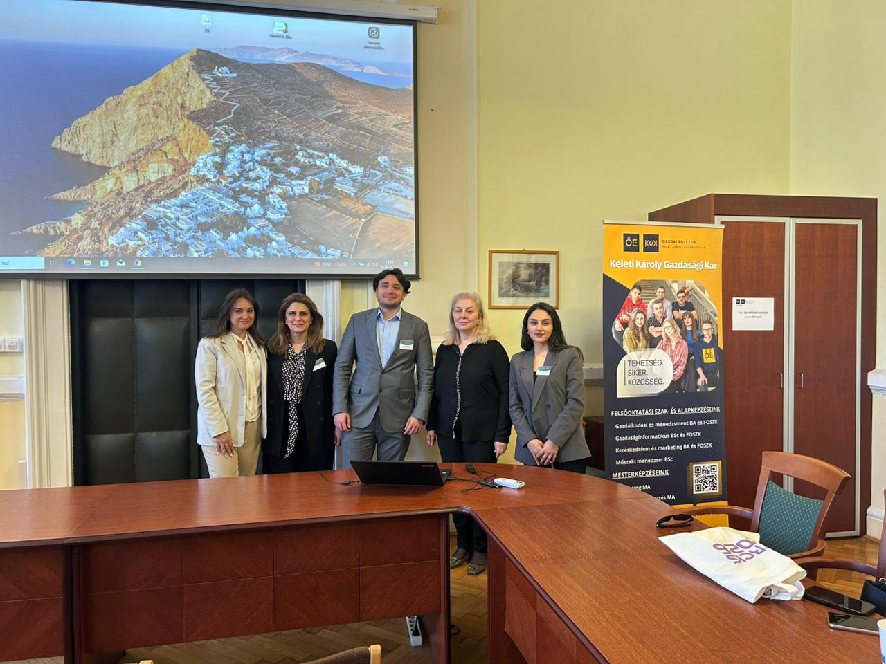 UNEC nümayəndəsi Macarıstanda beynəlxalq konfransda iştirak edib