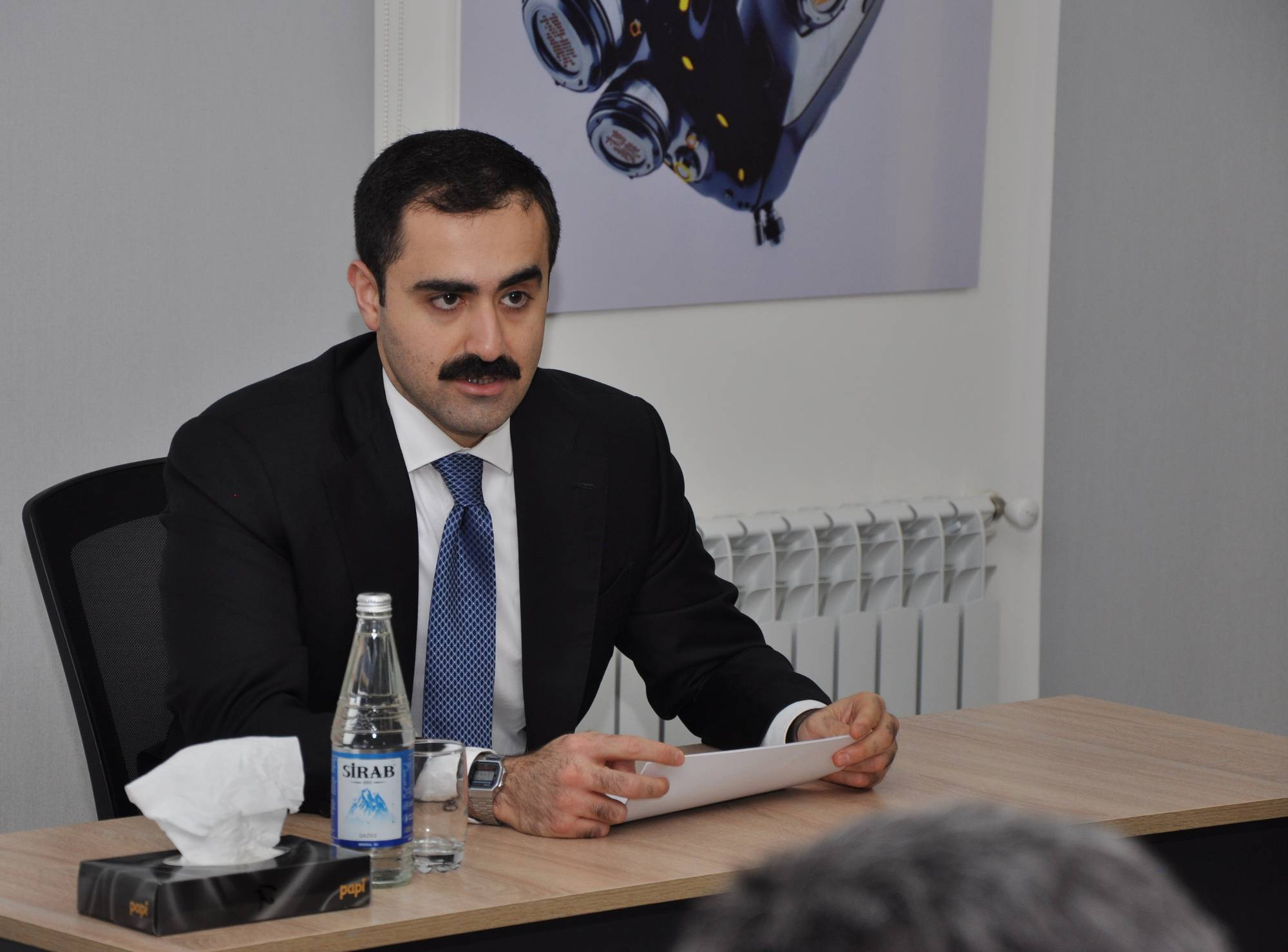 Həsən Həsənli Şamaxıda müəllim və valideynlərlə görüşüb