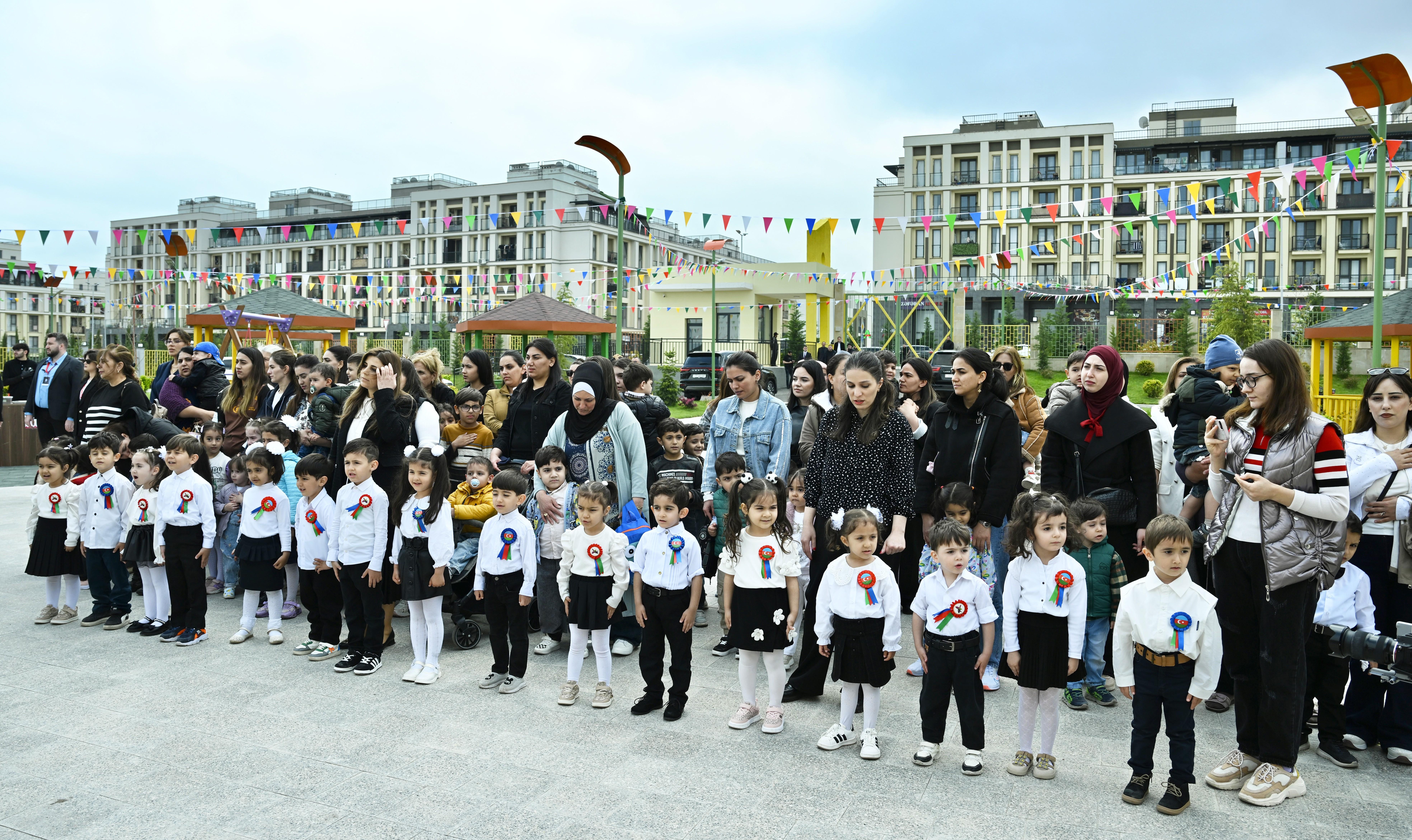 Füzulidə körpələr evi-uşaq bağçasının açılışı olub