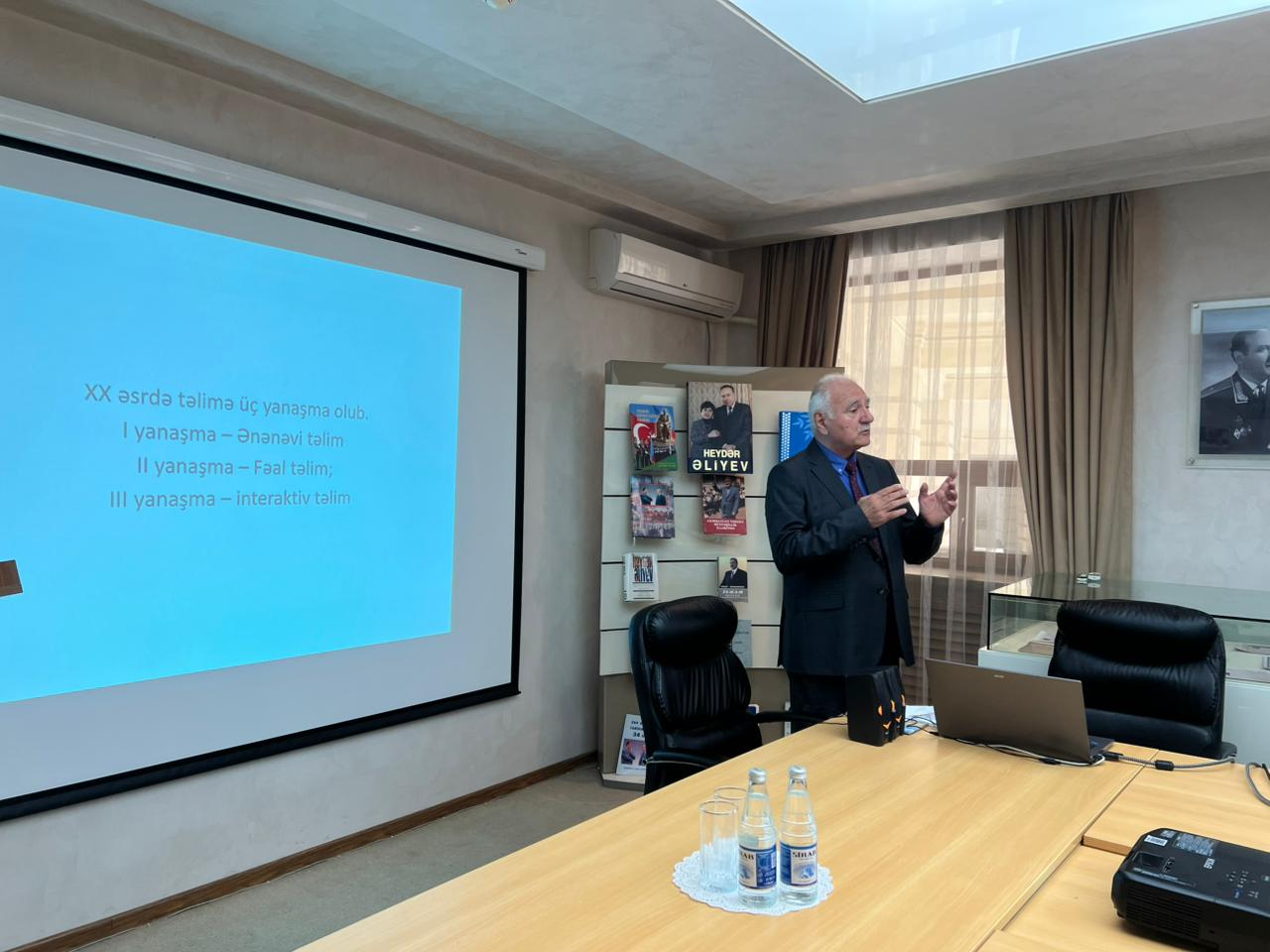 Məktəbdə  İctimai Şuranın sədri ilə görüş keçirilib