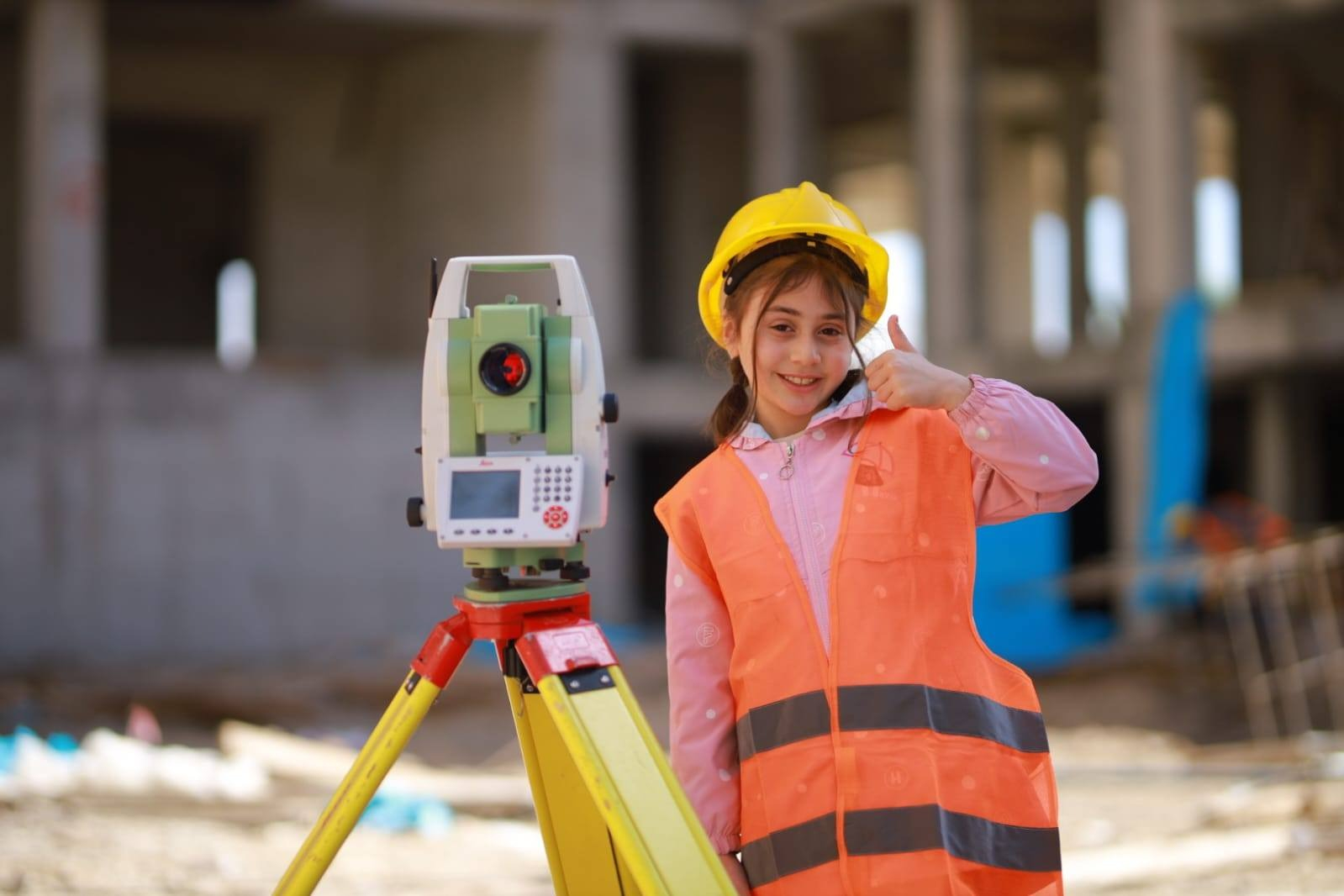 Şagirdlər tikinti meydanında: Memarlığın sirlərini öyrəndilər
