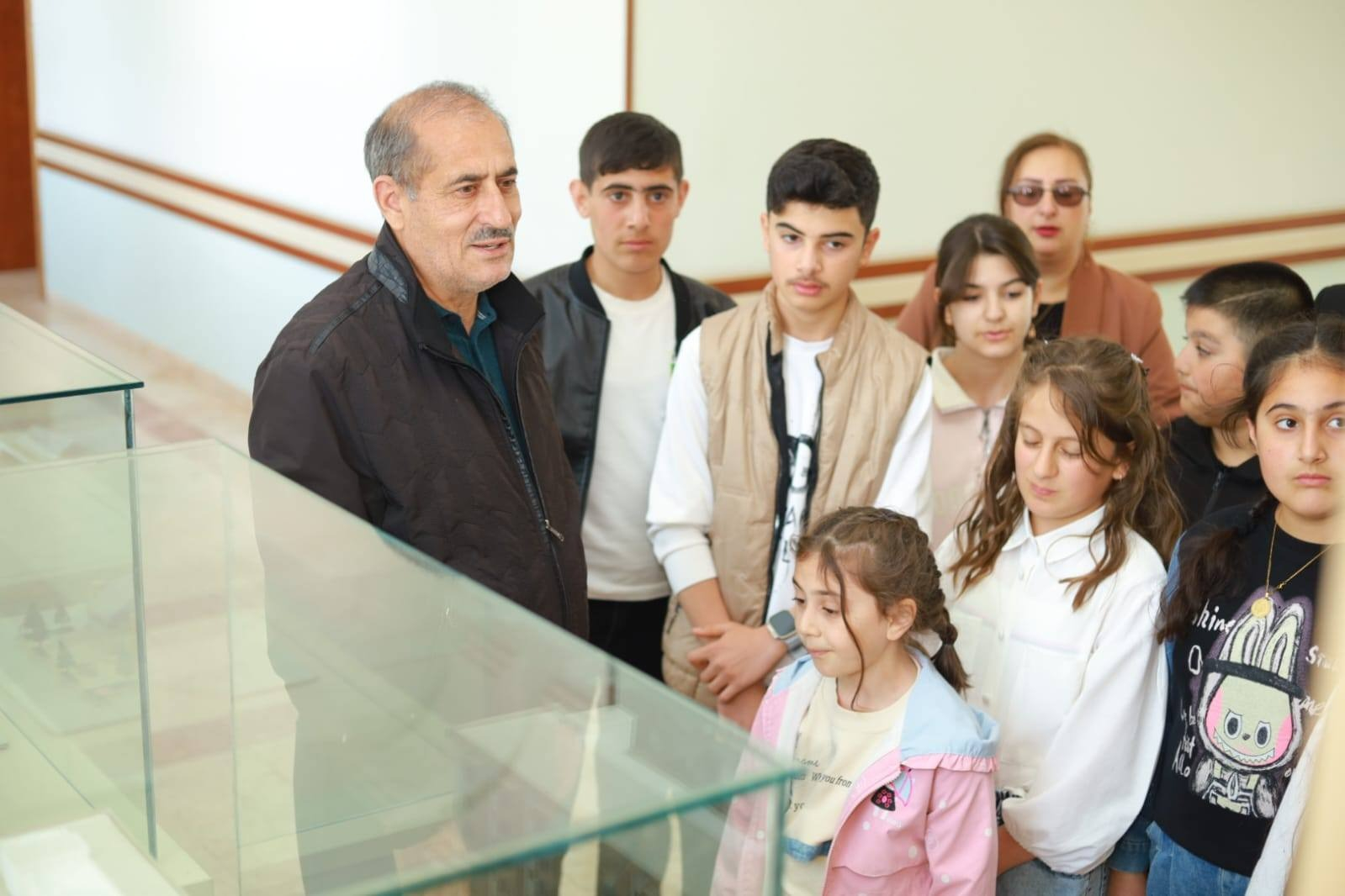 Şagirdlər tikinti meydanında: Memarlığın sirlərini öyrəndilər