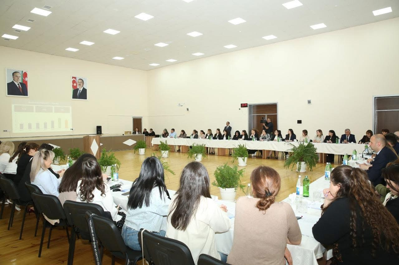 Xarici Dil Müəllimlərinin I Regional Forumu keçirilib