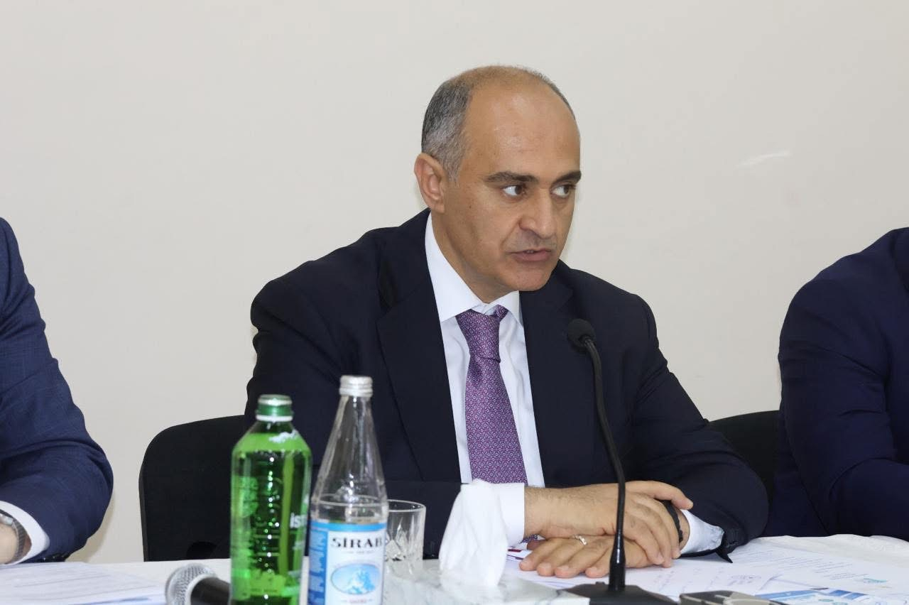 Xarici Dil Müəllimlərinin I Regional Forumu keçirilib