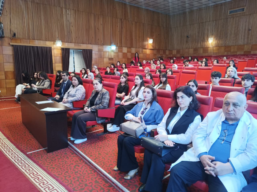 “Molekulyar Dünya: DNT Günü” Gənclər Forumu keçirilib