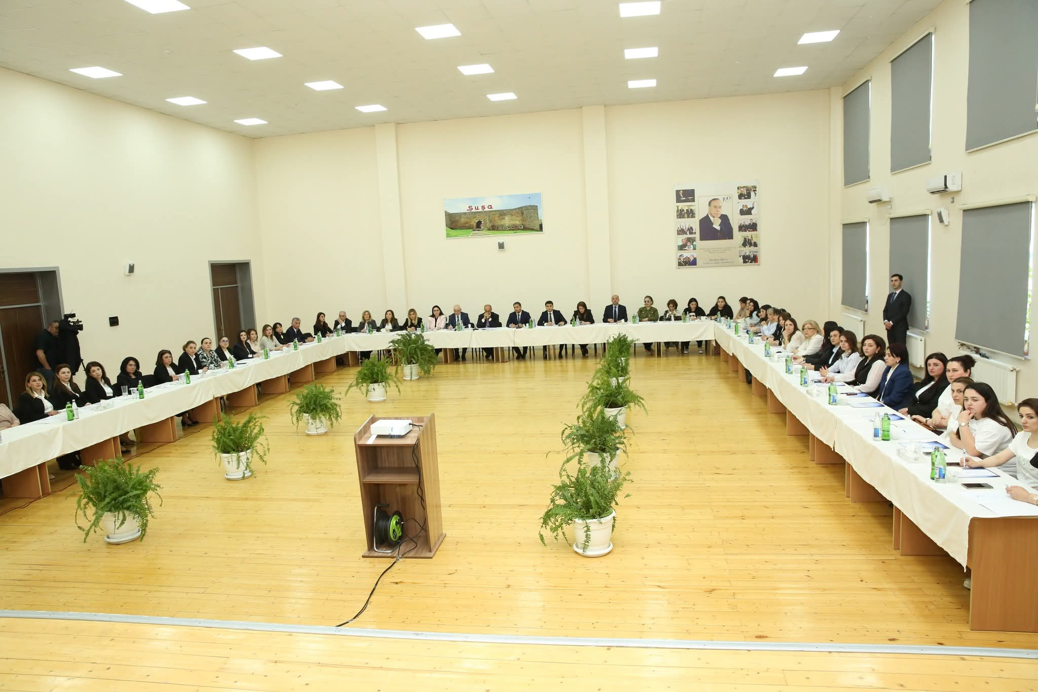 Gəncədə Xarici Dil Müəllimlərinin Regional Forumu keçirilib