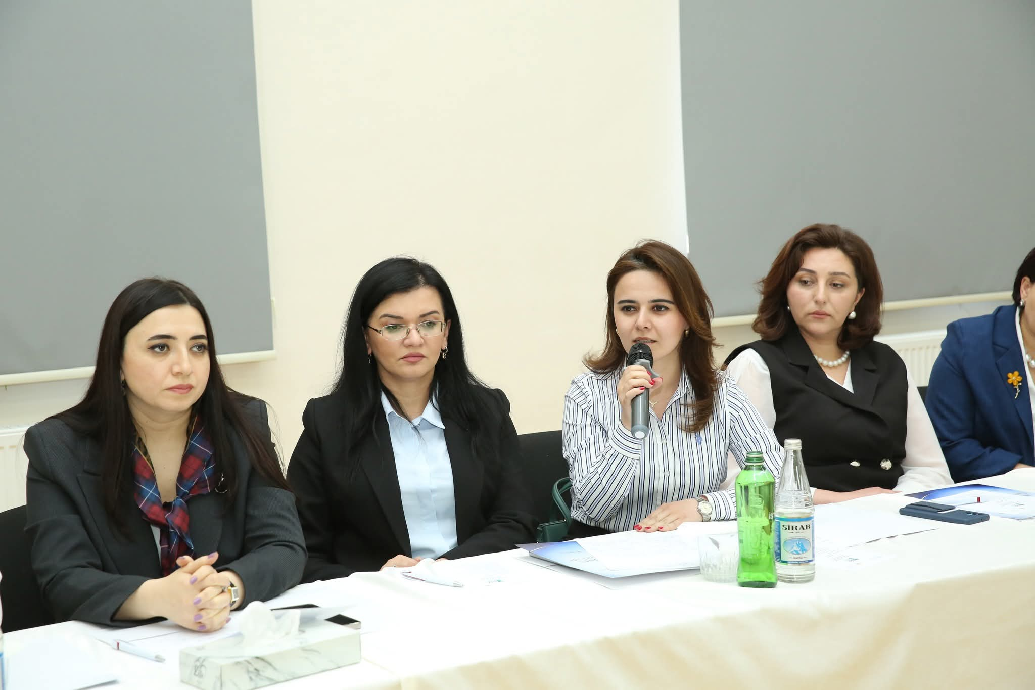 Gəncədə Xarici Dil Müəllimlərinin Regional Forumu keçirilib