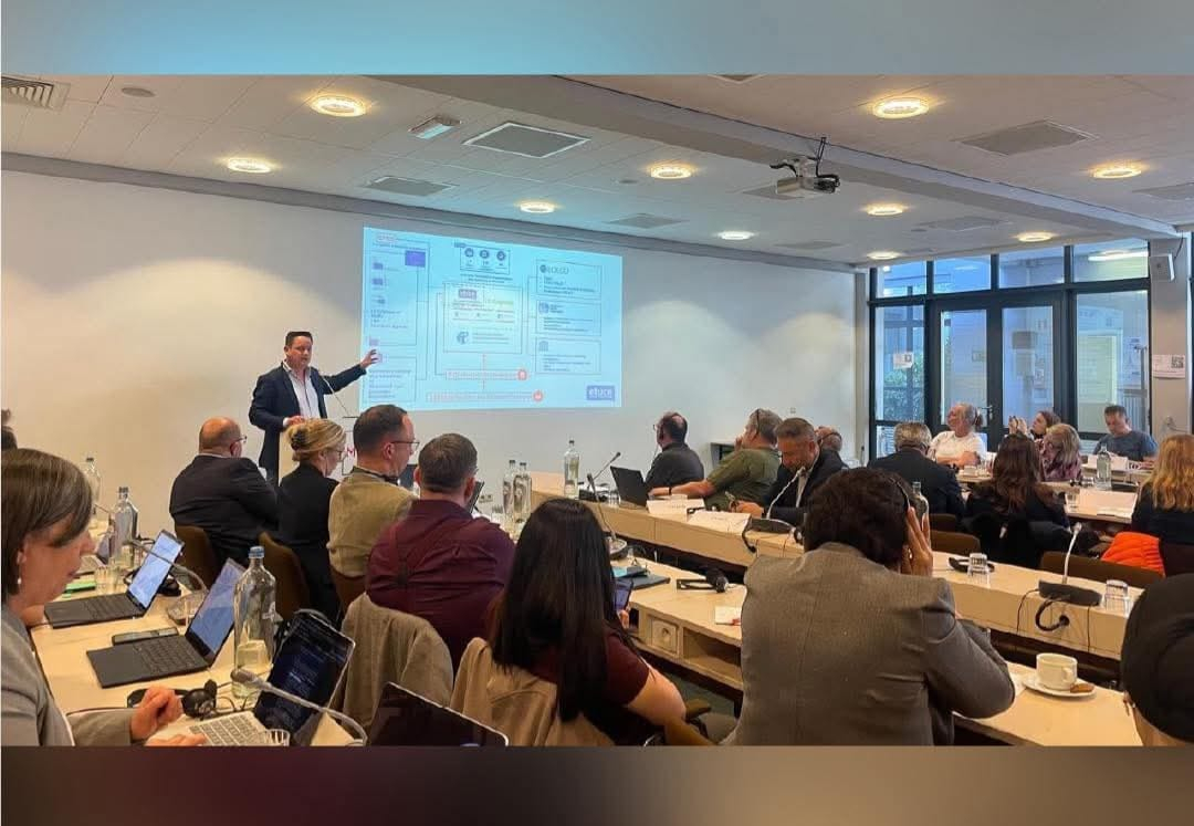 Araz Paşayevin rəhbərlik etdiyi nümayəndə heyəti Brüsseldə iclasda iştirak edib