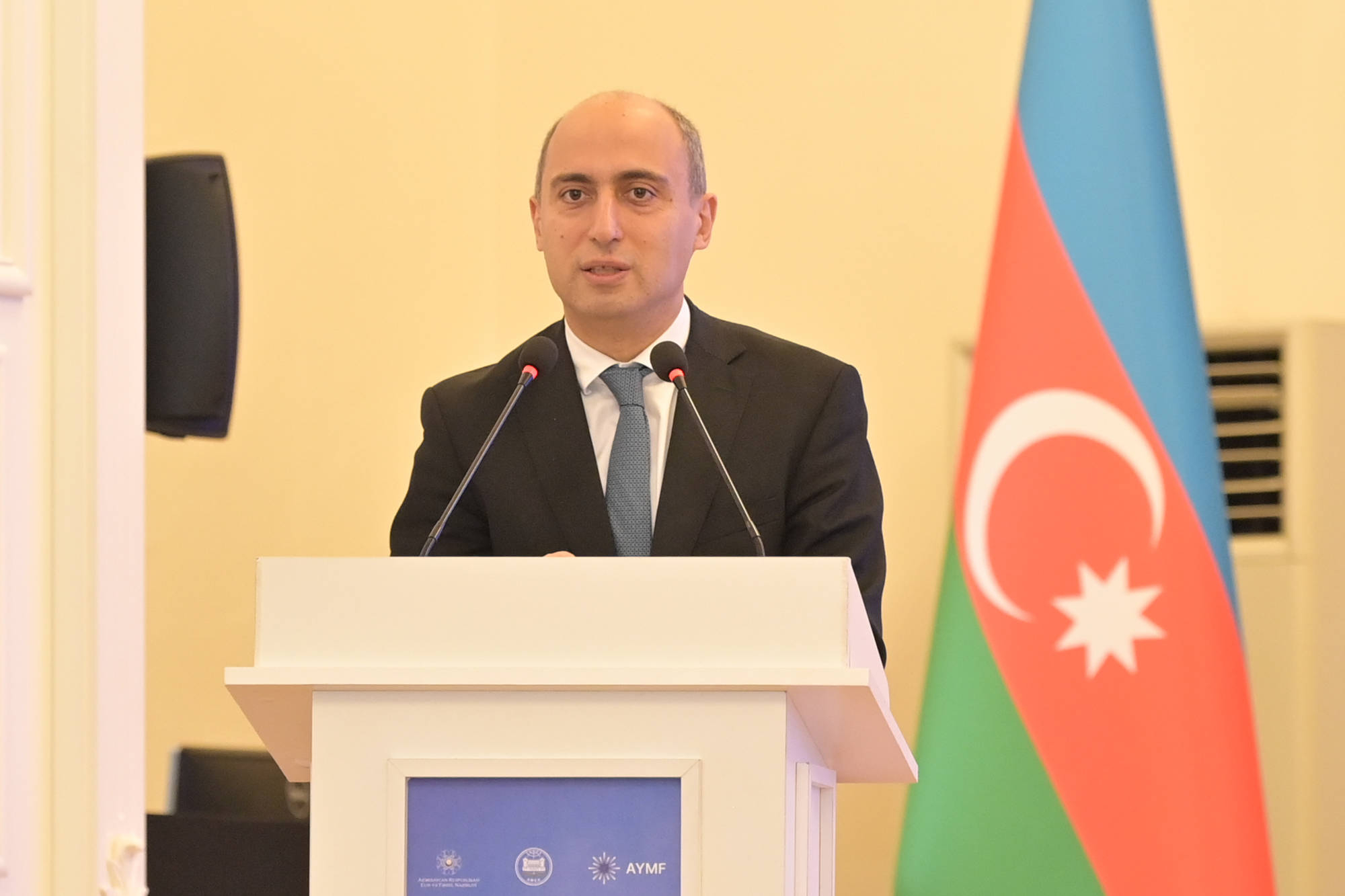 Yalnız imtahan nəticələri deyil, uşaqların tərbiyəsi də müzakirə olunmalıdır