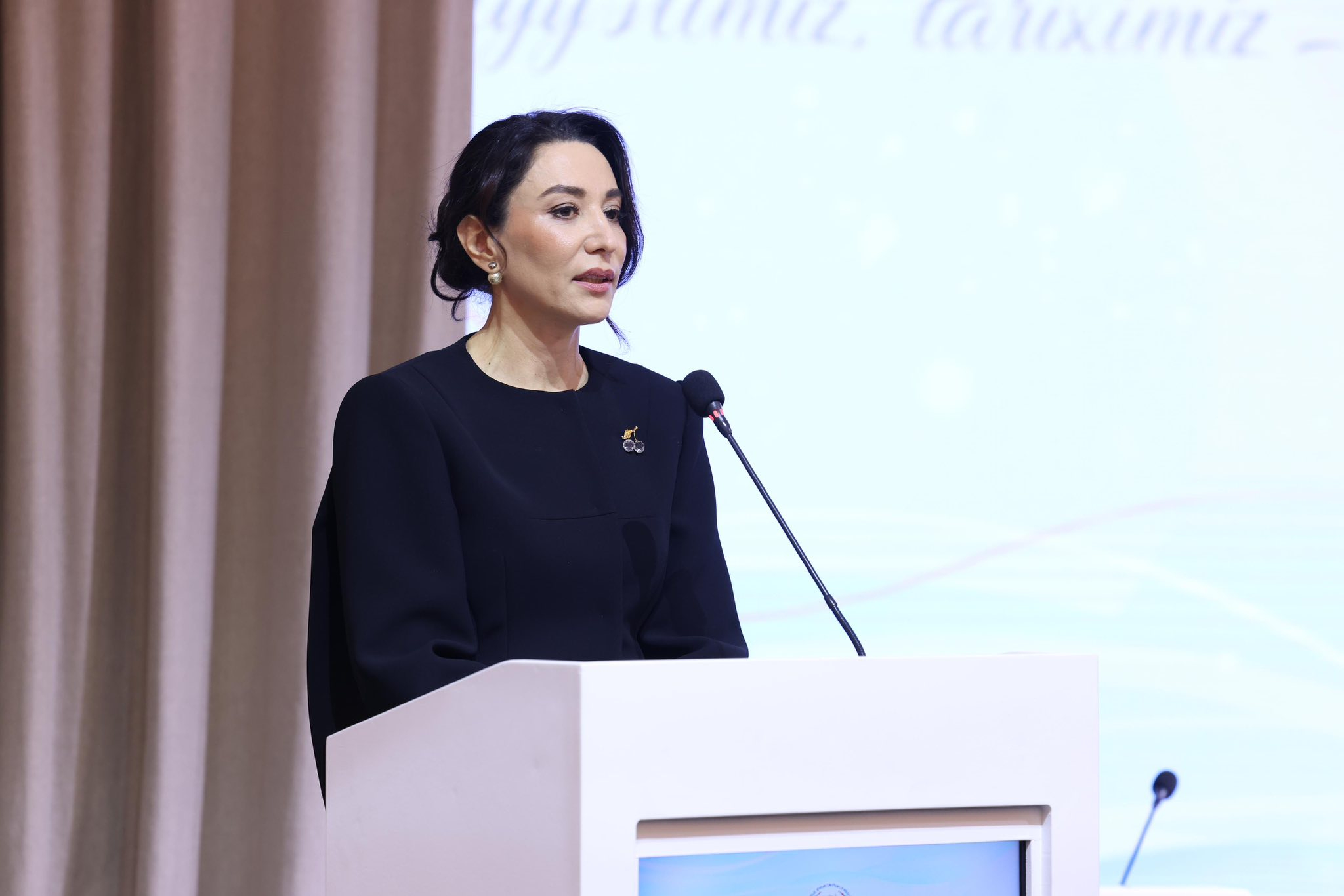 “Dayanıqlı inkişaf: ailə, qadın və uşaq siyasəti” mövzusunda konfrans keçirilib