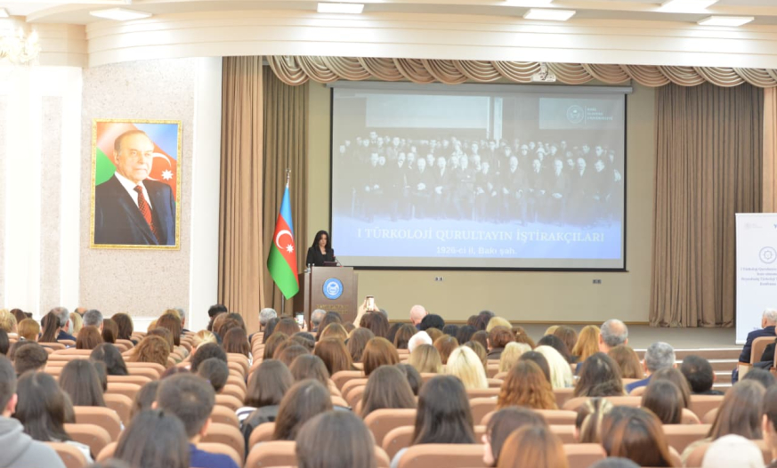Türkoloji tədqiqatların gələcəyi Bakıda müzakirə olundu