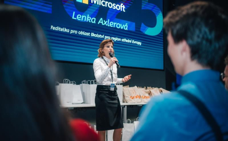 “Microsoft”un təhsil rəhbəri: “Copilot”  müəllimlərin iş yükünü azaldır