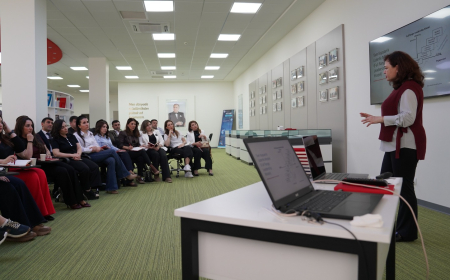 Təhsil Liderləri üçün mini MBA proqramı uğurla davam edir 