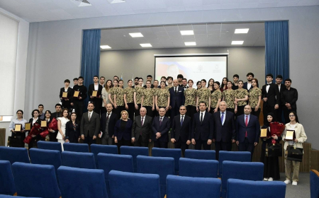 Qarabağ Universitetində Heydər Əliyevin ideyalarına həsr olunan tədbir keçirilib 