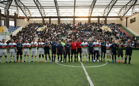 Hökumət və parlament nümayəndələri futbol oynadılar 