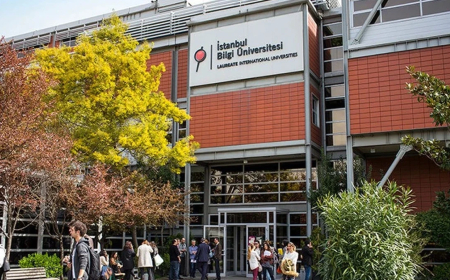 Türkiyədə bu universitetin fəaliyyəti dayandırıldı 