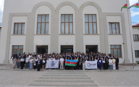 Qarabağ Universitetində tələbə və gənclərin Beynəlxalq BMT Modeli Konfransı yekunlaşıb 