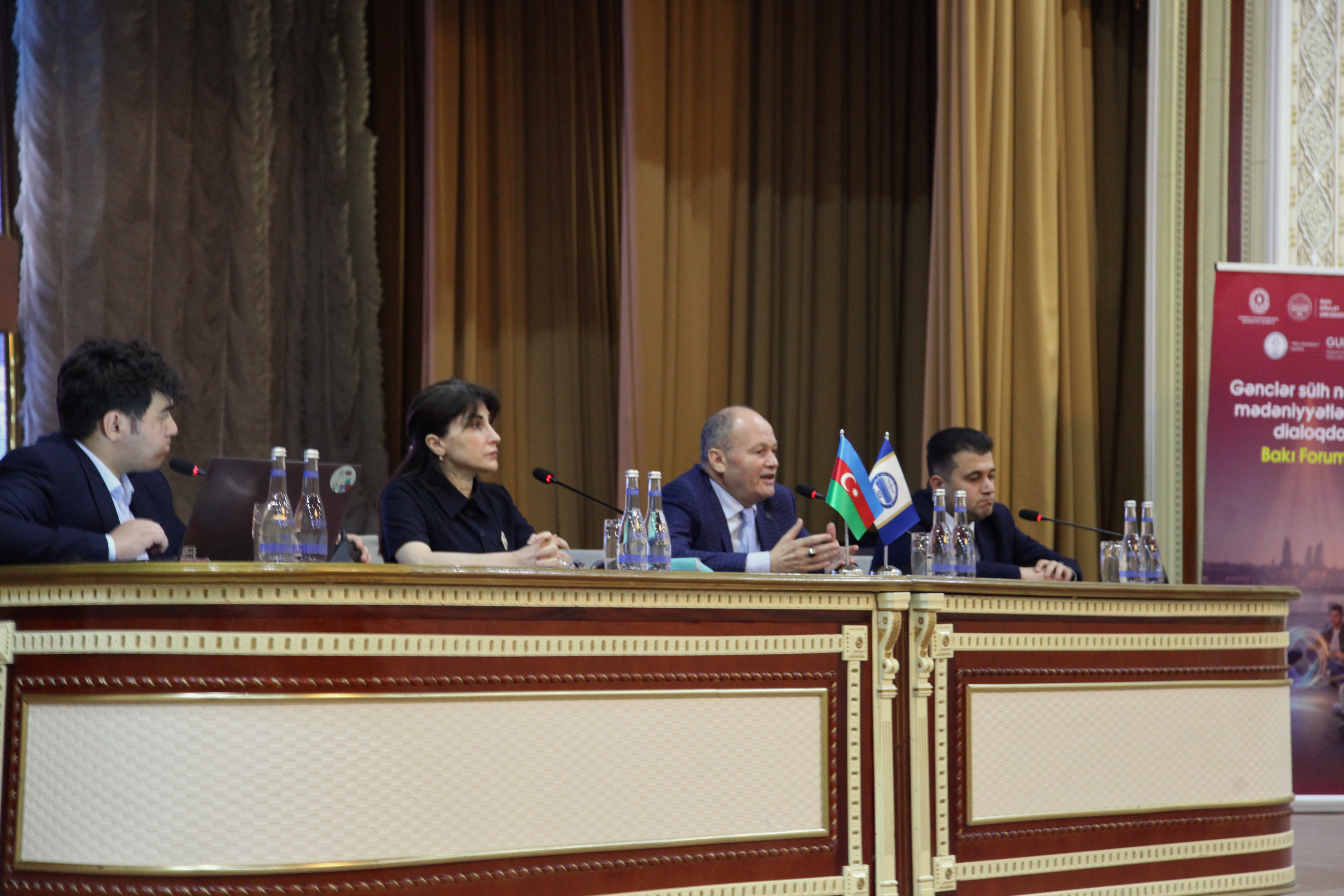 Bakı Forumunda Azərbaycanın multikulturalizm modeli müzakirə olunub