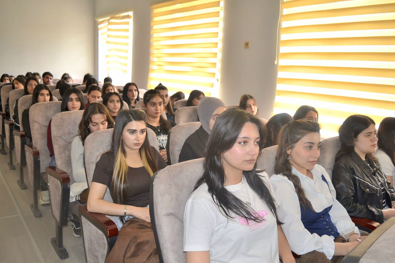Kollecdə I Türkoloji Qurultayın dərsləri mövzusunda konfrans keçirilib