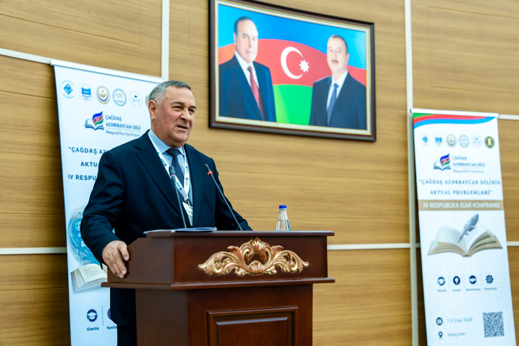 “Çağdaş Azərbaycan dilinin aktual problemləri” elmi konfransda müzakirə edilib