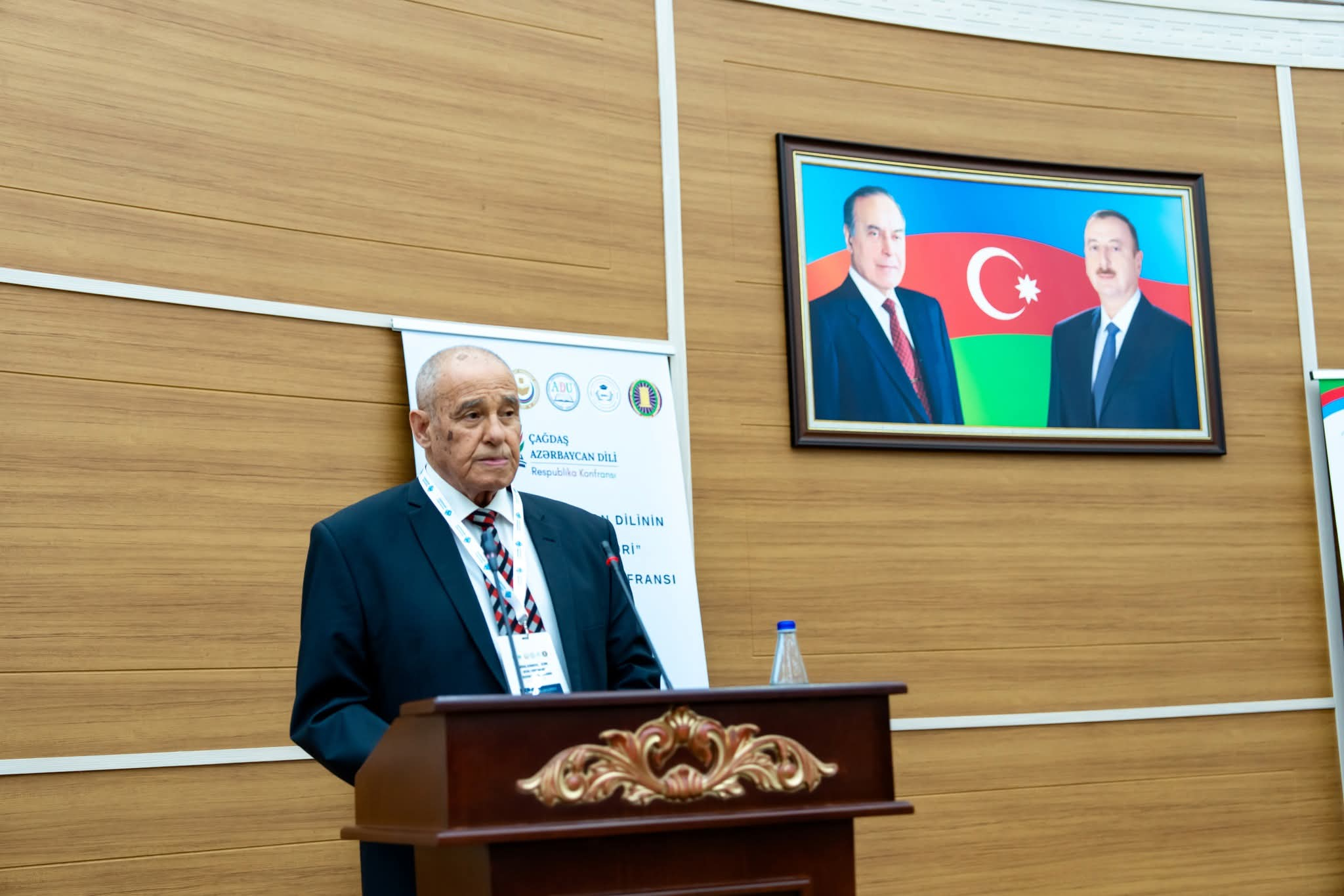 “Çağdaş Azərbaycan dilinin aktual problemləri” elmi konfransda müzakirə edilib
