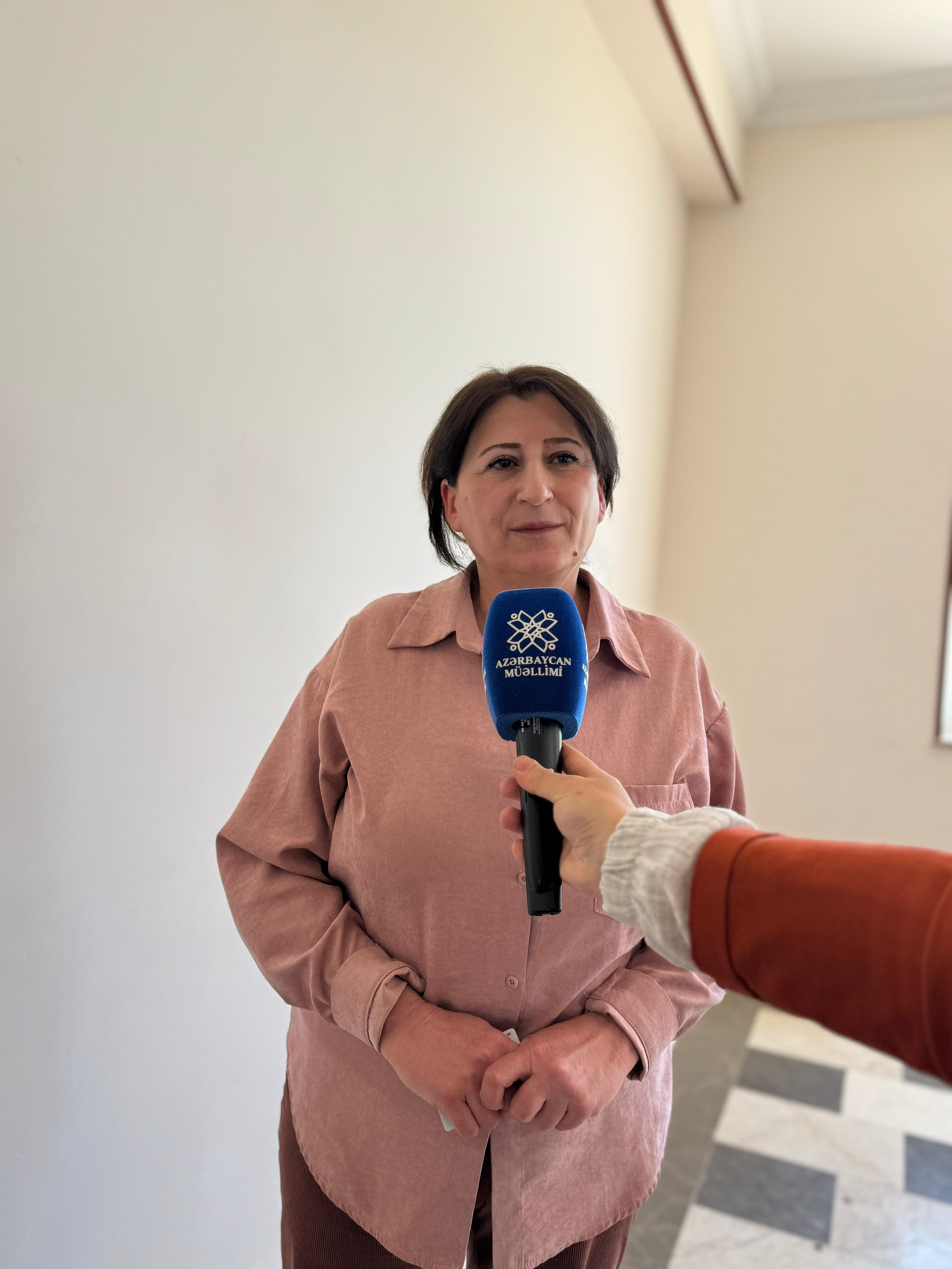 “Öz üzərində çalışan müəllim imtahandan rahat keçə bilər”