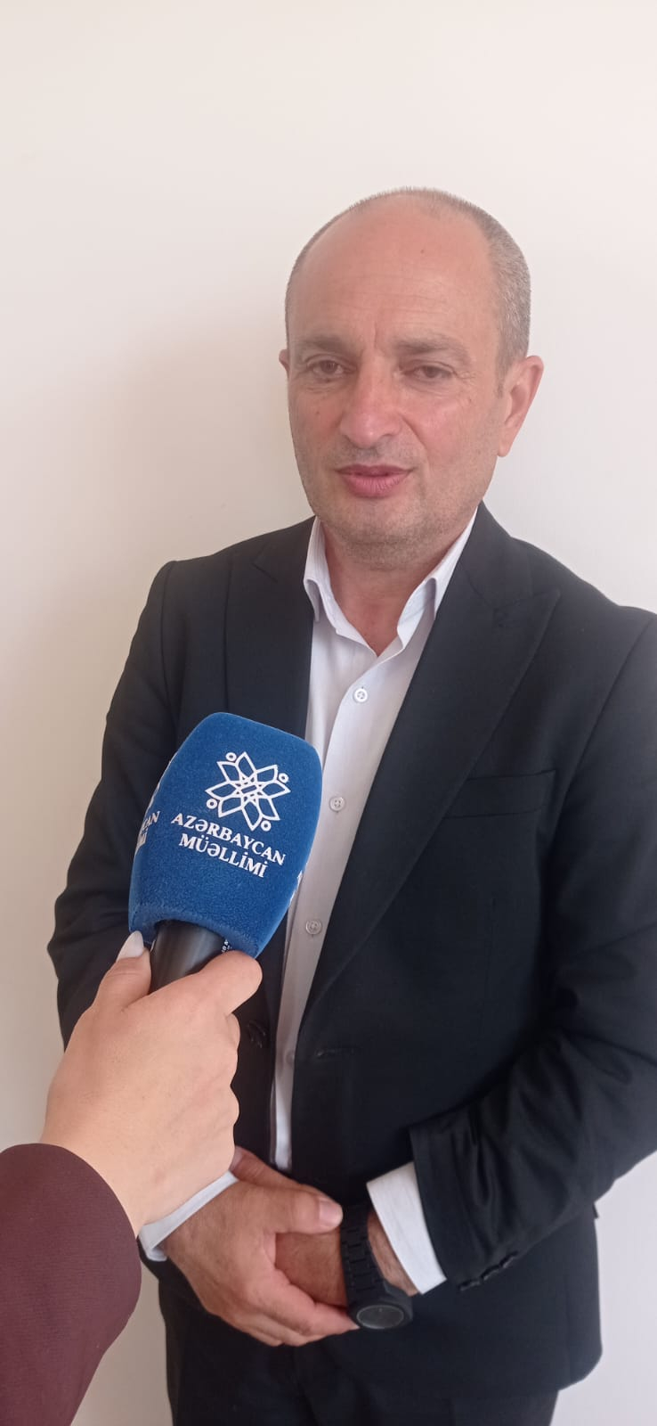 “Öz üzərində çalışan müəllim imtahandan rahat keçə bilər”