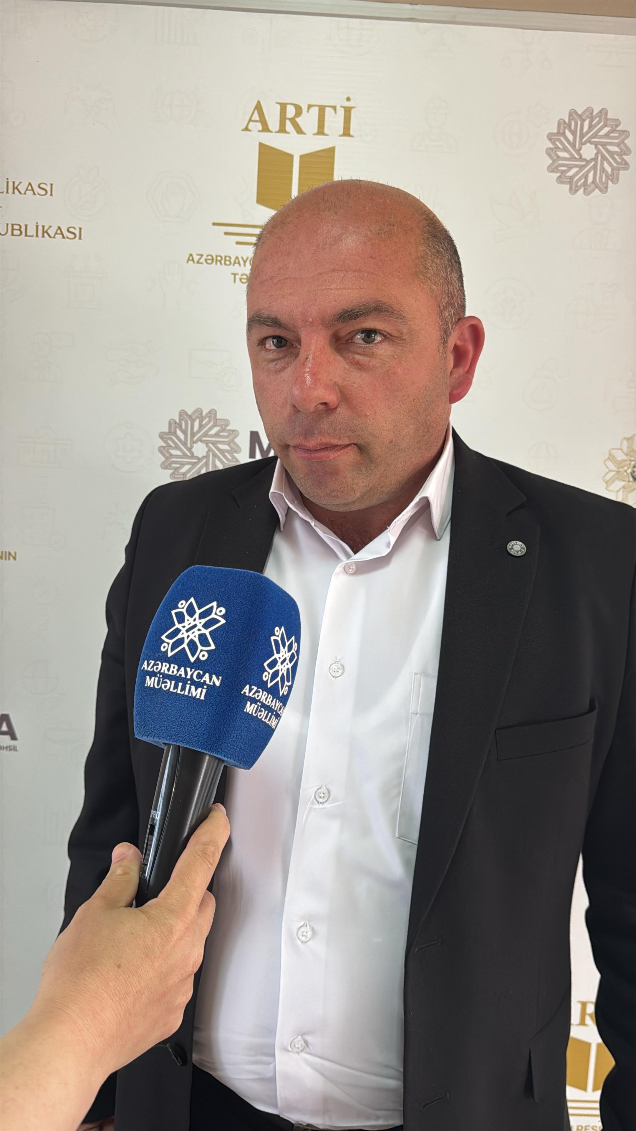 “Savadı olan hər kəs özünə güvənməlidir” - Sertifikasiyada ikinci gün 