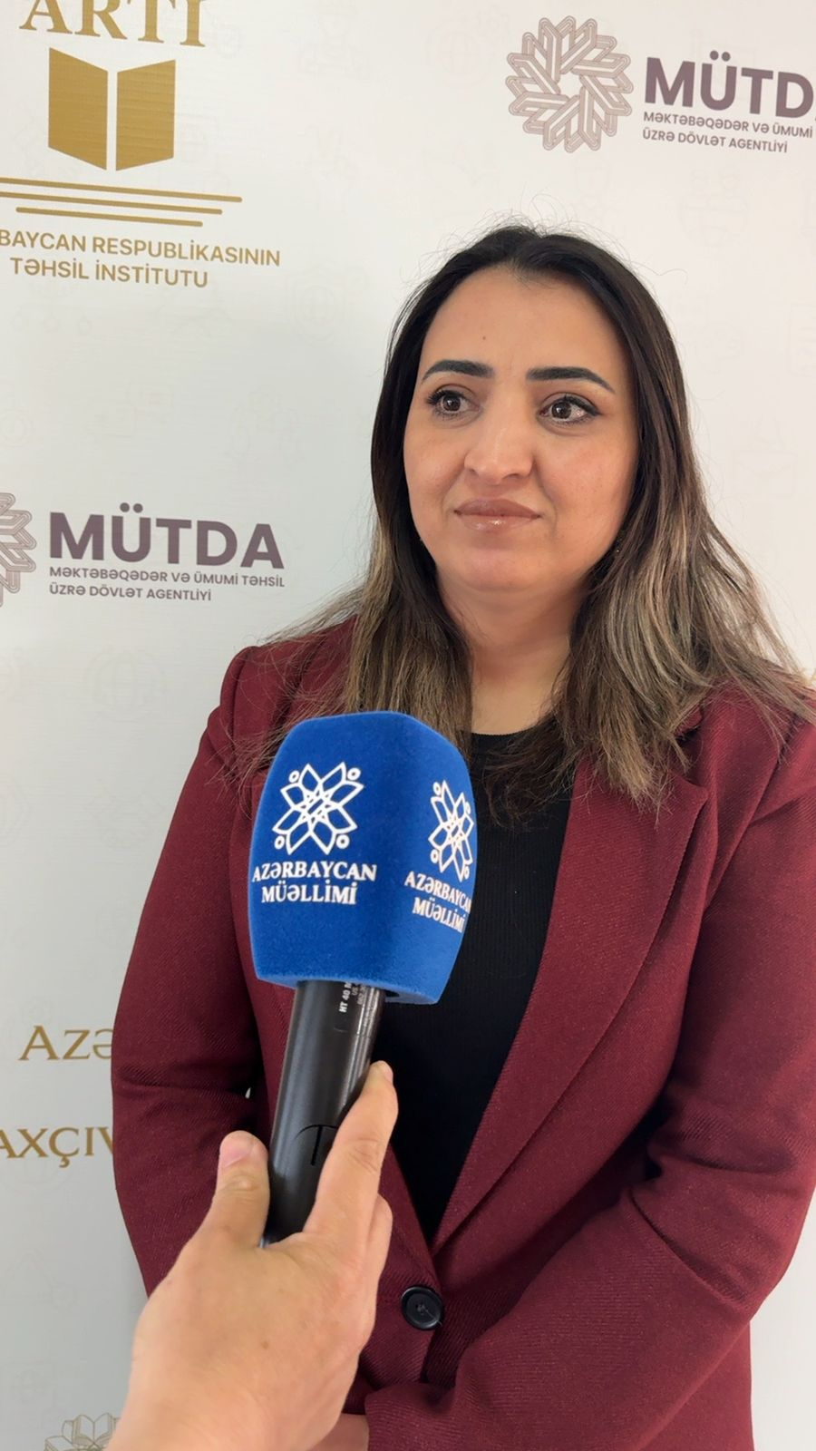 “Savadı olan hər kəs özünə güvənməlidir” - Sertifikasiyada ikinci gün 