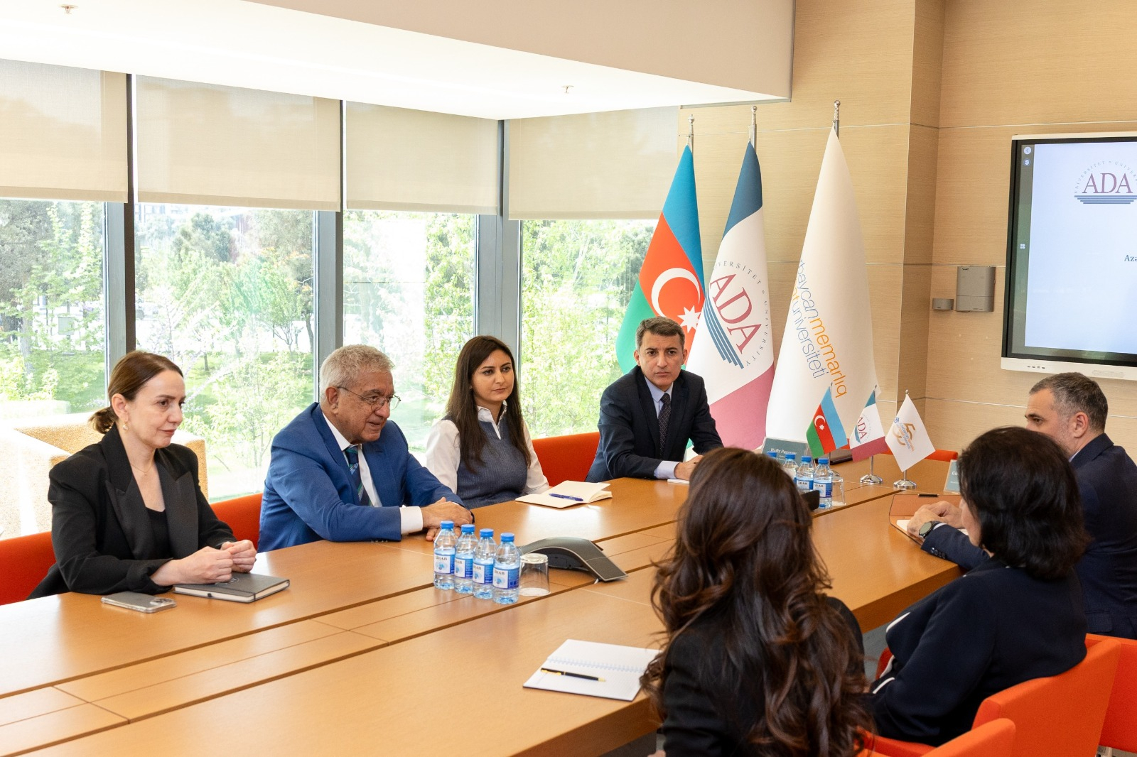 AzMİU və ADA Universiteti dizayn sahəsində əməkdaşlıq edəcək