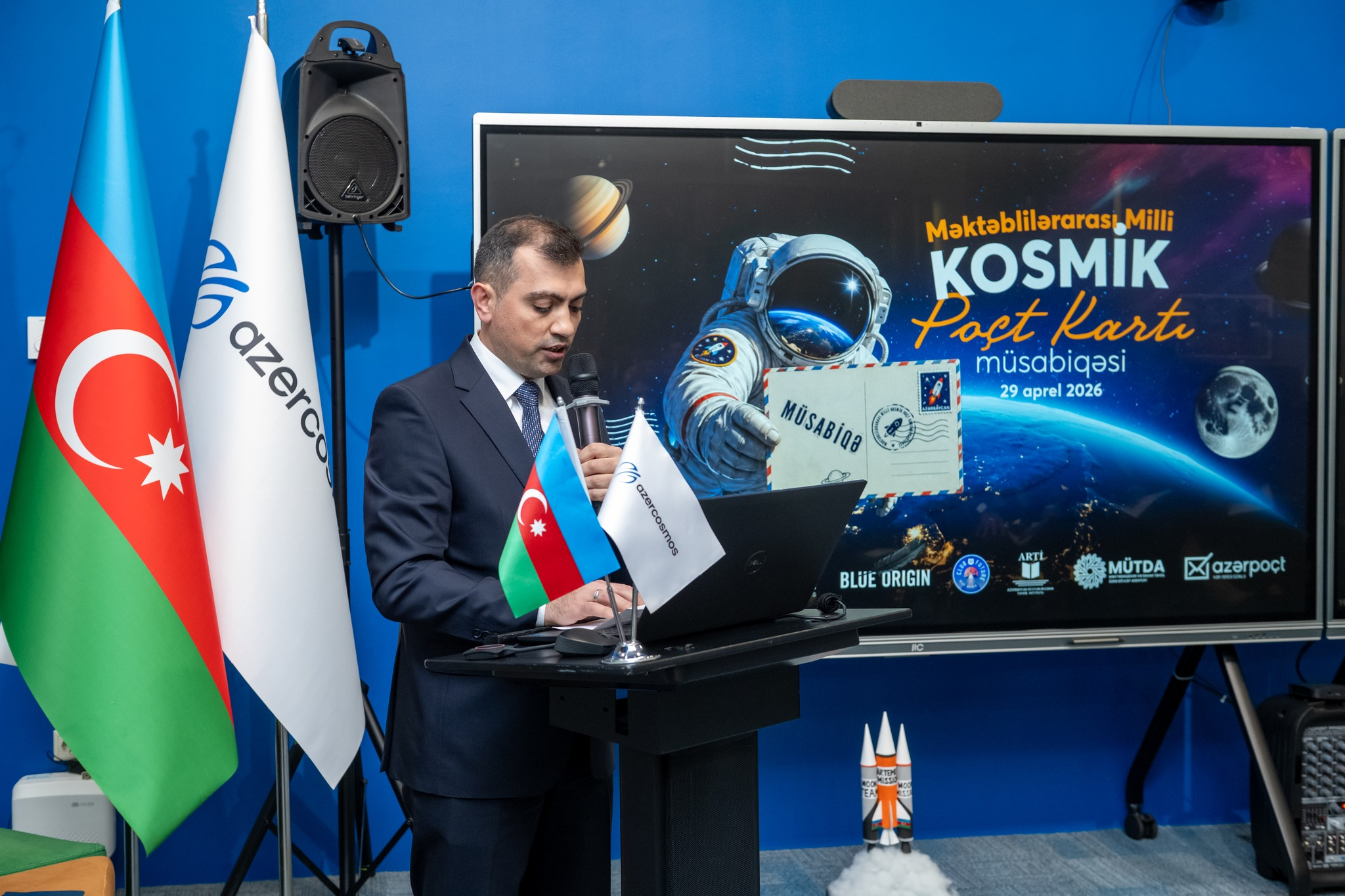Məktəblilərarası milli kosmik poçt kartı müsabiqəsinə start verilib