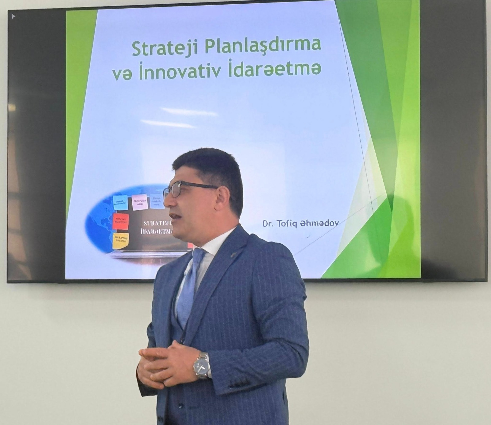 Təhsil Liderləri üçün mini MBA proqramı uğurla davam edir
