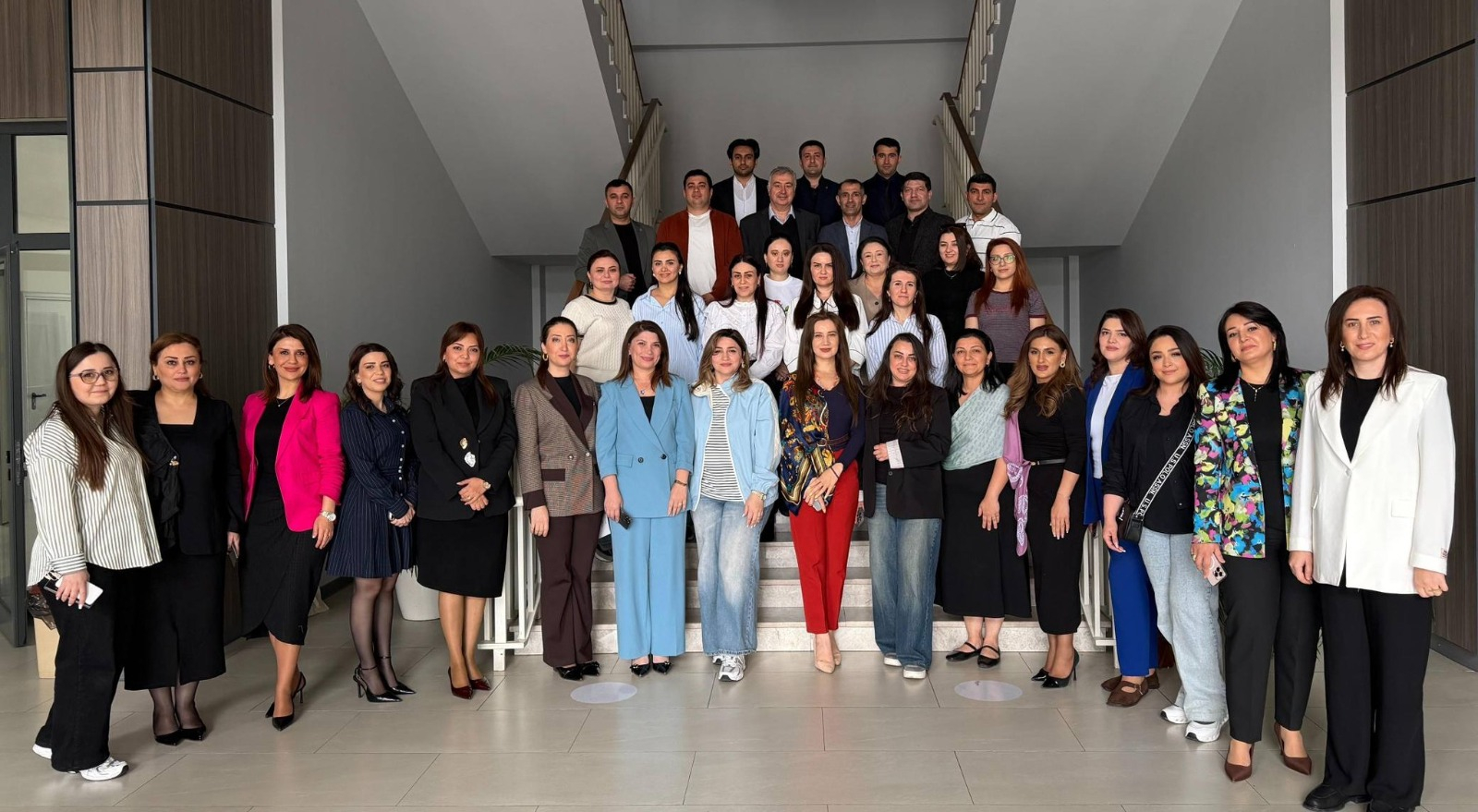 Təhsil Liderləri üçün mini MBA proqramı uğurla davam edir