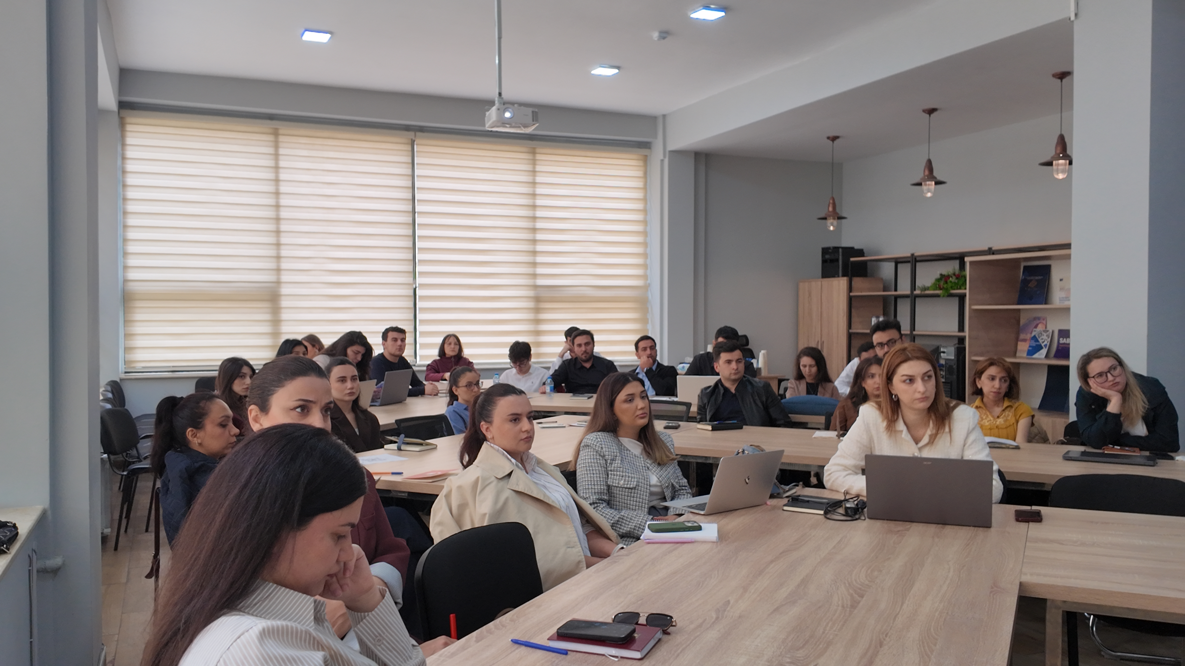 Gənc alimlər üçün “Tədqiqat məktəbi” layihəsi davam edir