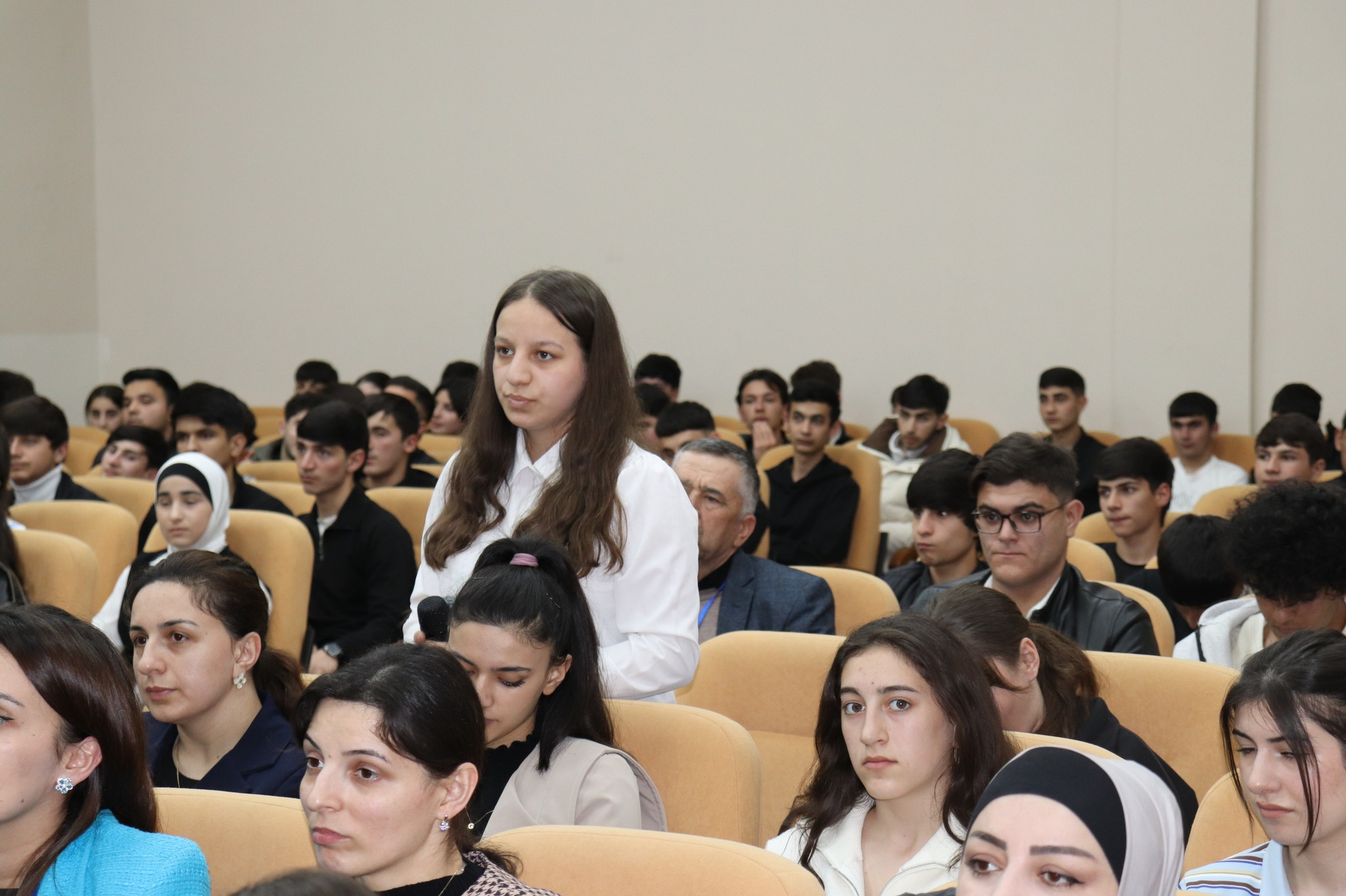 Qəbələdə İnklüziv yaradıcı sənətlər festivalı keçirilib