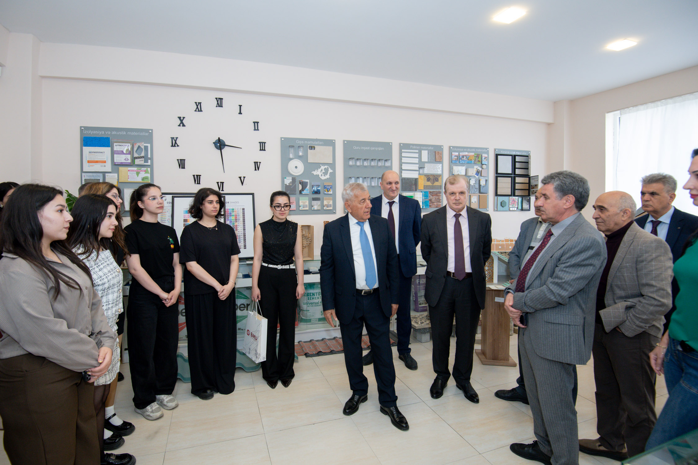 BMU-da Materialşünaslıq laboratoriyası açılıb