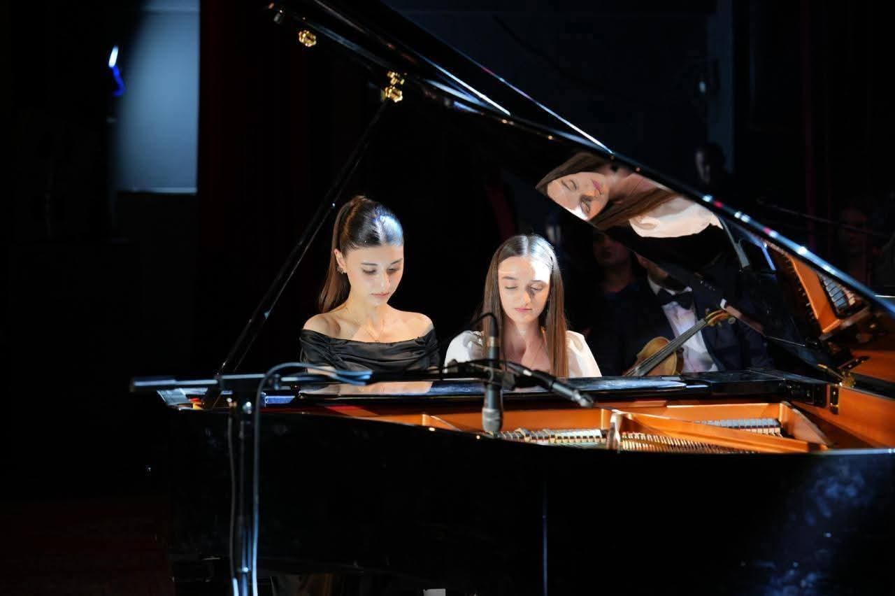 Naxçıvan Musiqi Kollecinin tələbəsi solo konsert verib