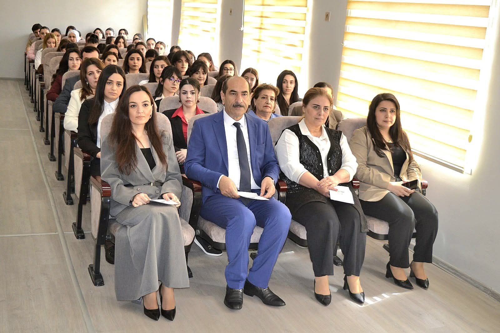 Sosial və Aqrar-Texnoloji Kollecdə Ulu Öndərin xatirəsinə həsr olunmuş konfrans keçirilib