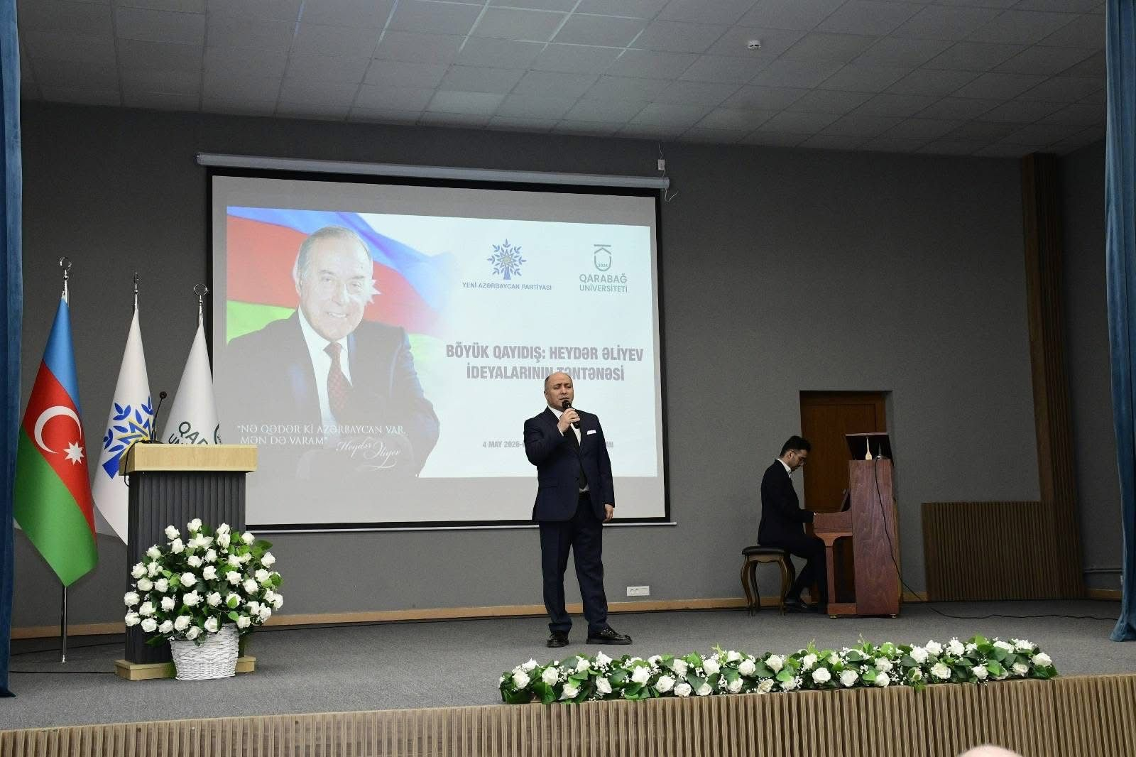 Qarabağ Universitetində Heydər Əliyevin ideyalarına həsr olunan tədbir keçirilib
