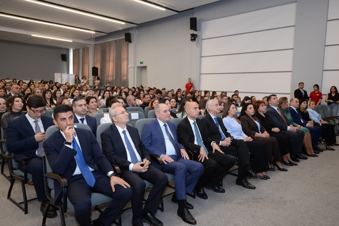 “Ən yaxşı təqdimat” müsabiqəsinin qalibləri mükafatlandırılıb