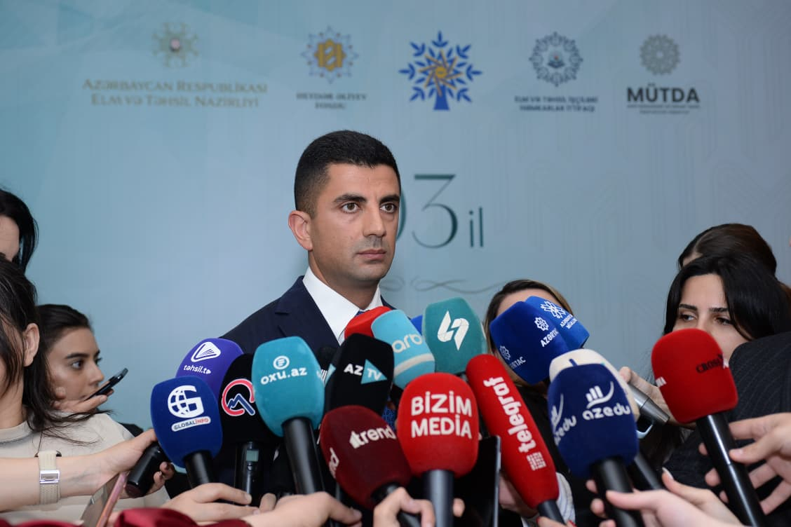 100 minə yaxın uşaq I sinfə qəbul üçün qeydiyyatdan keçib