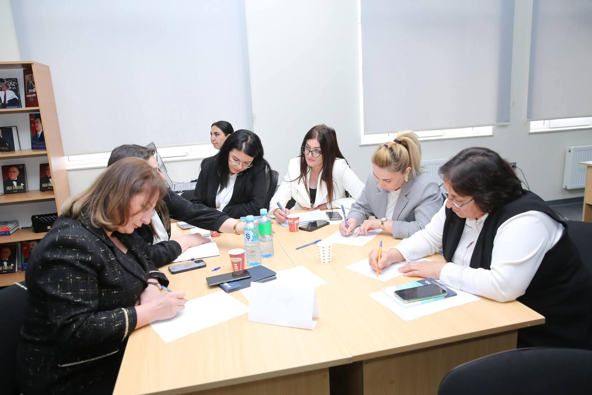 Yeni təyin olunan məktəb direktorları üçün adaptasiya proqramı başlayıb