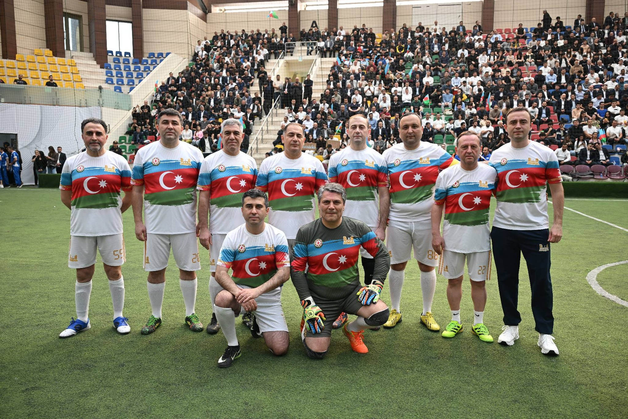 Hökumət və parlament nümayəndələri futbol oynadılar