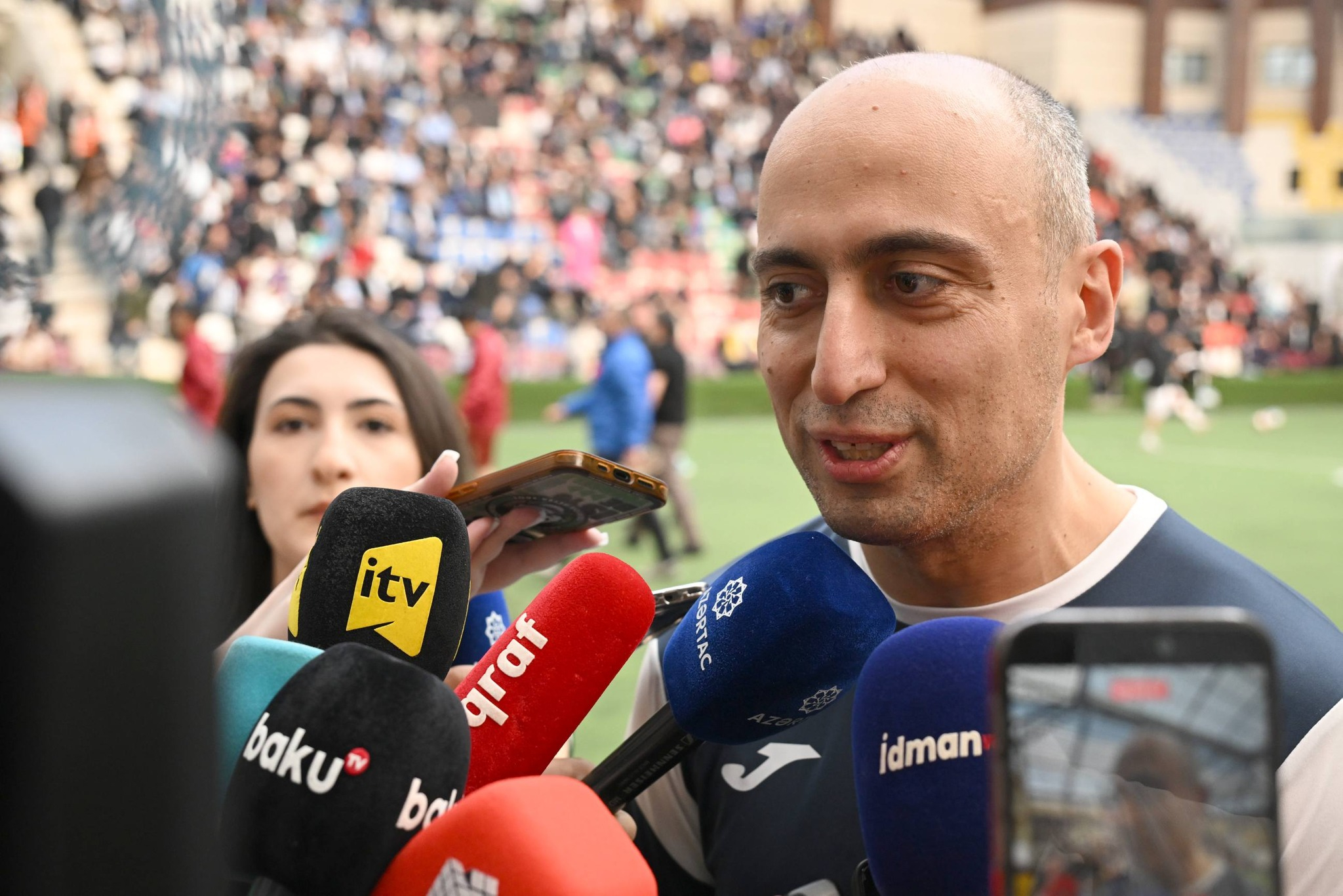 Hökumət və parlament nümayəndələri futbol oynadılar
