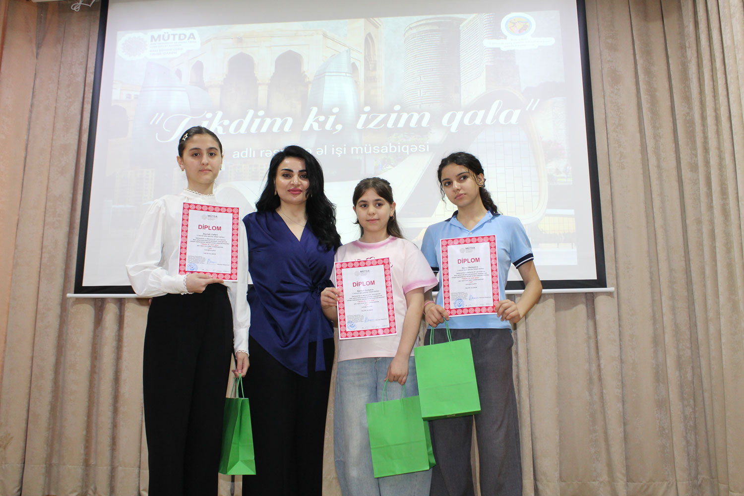 Gənc istedadların mükafatlandırılma mərasimi keçirilib