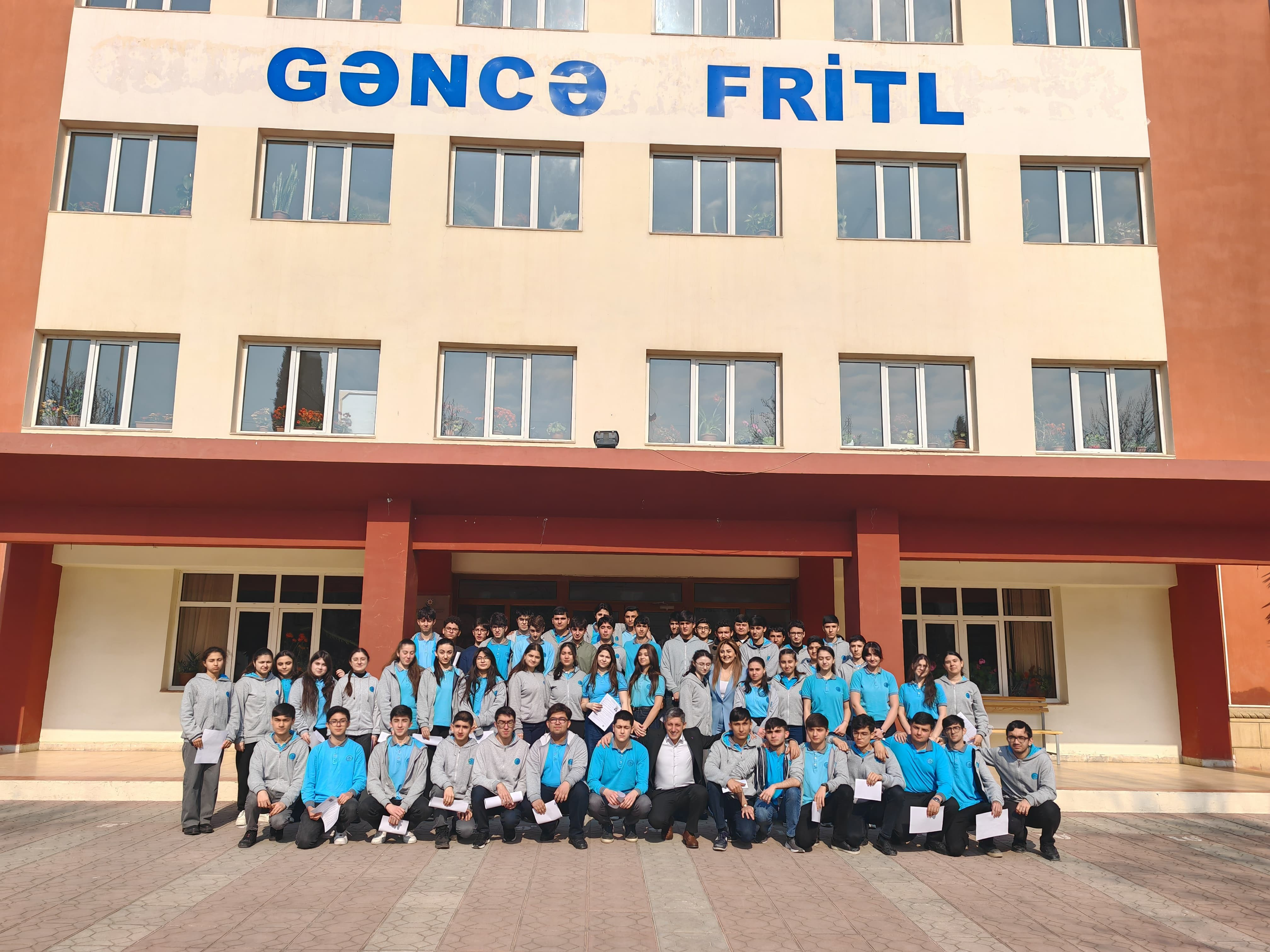 Gəncə liseyi medal sayına görə ölkə üçüncüsü olub