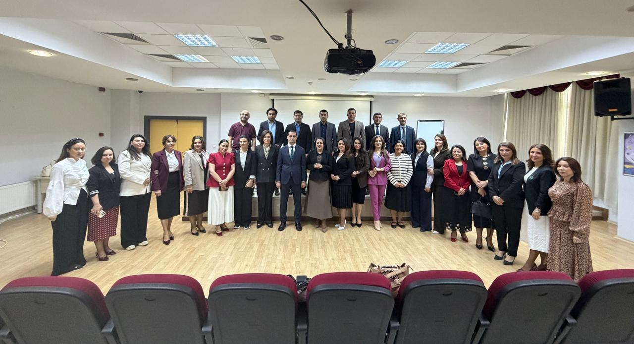 “Təhsil liderləri üçün Mini MBA Proqramı” çərçivəsində ustad dərsi keçirilib