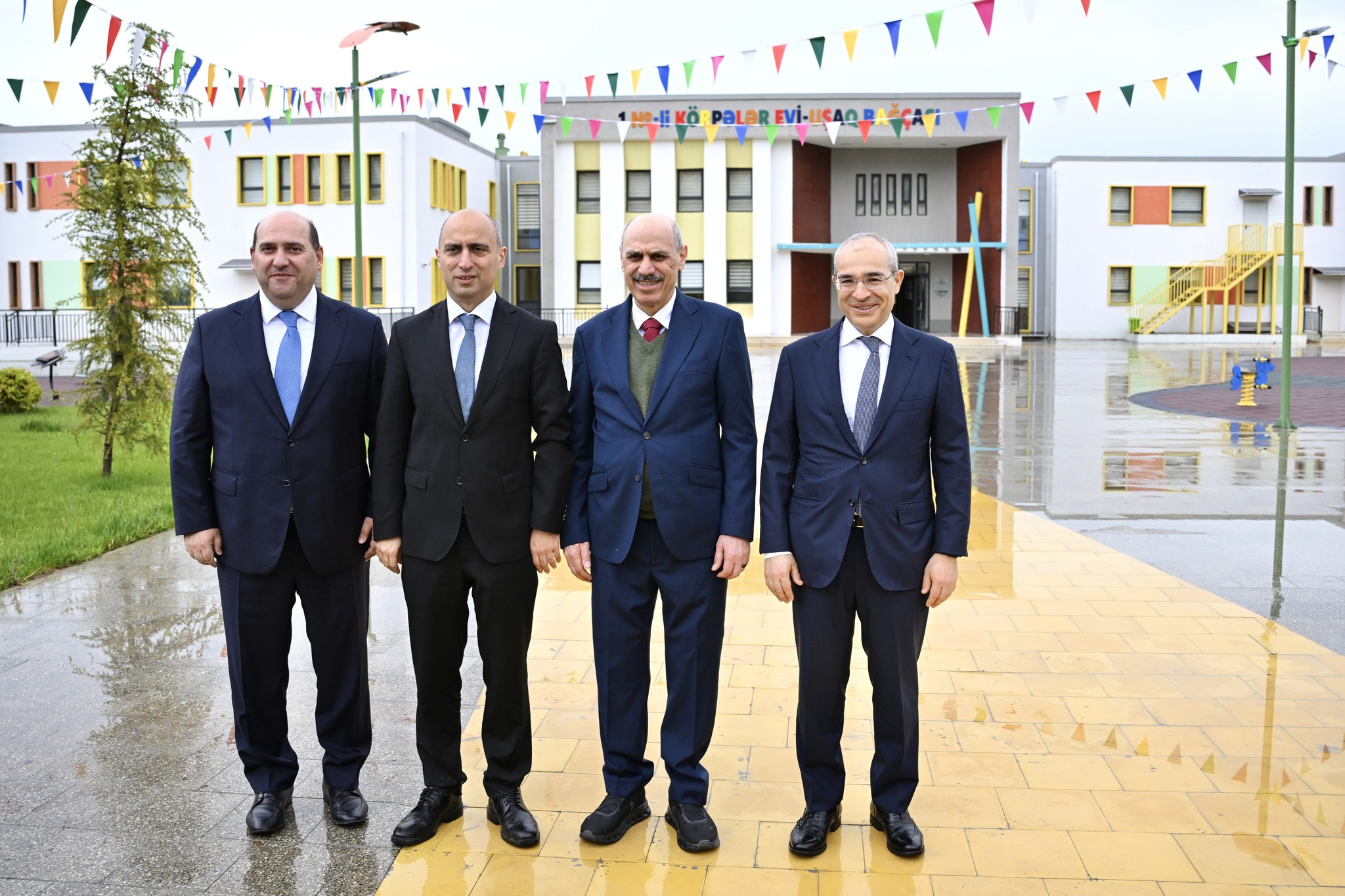 İİB nümayəndələri azad edilmiş ərazilərdə təhsil sahəsində görülən işlərlə tanış olub